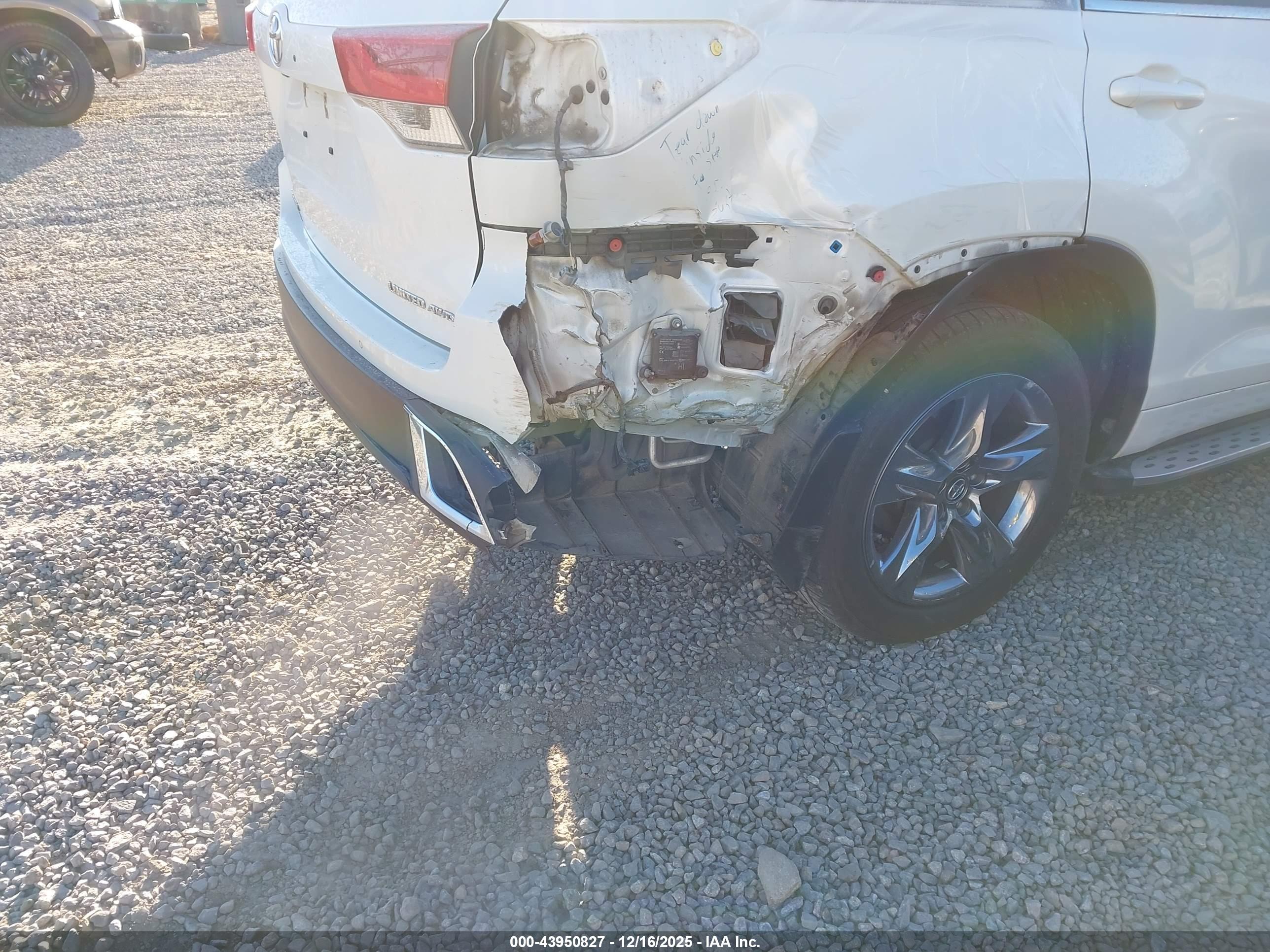 TOYOTA HIGHLANDER image 6