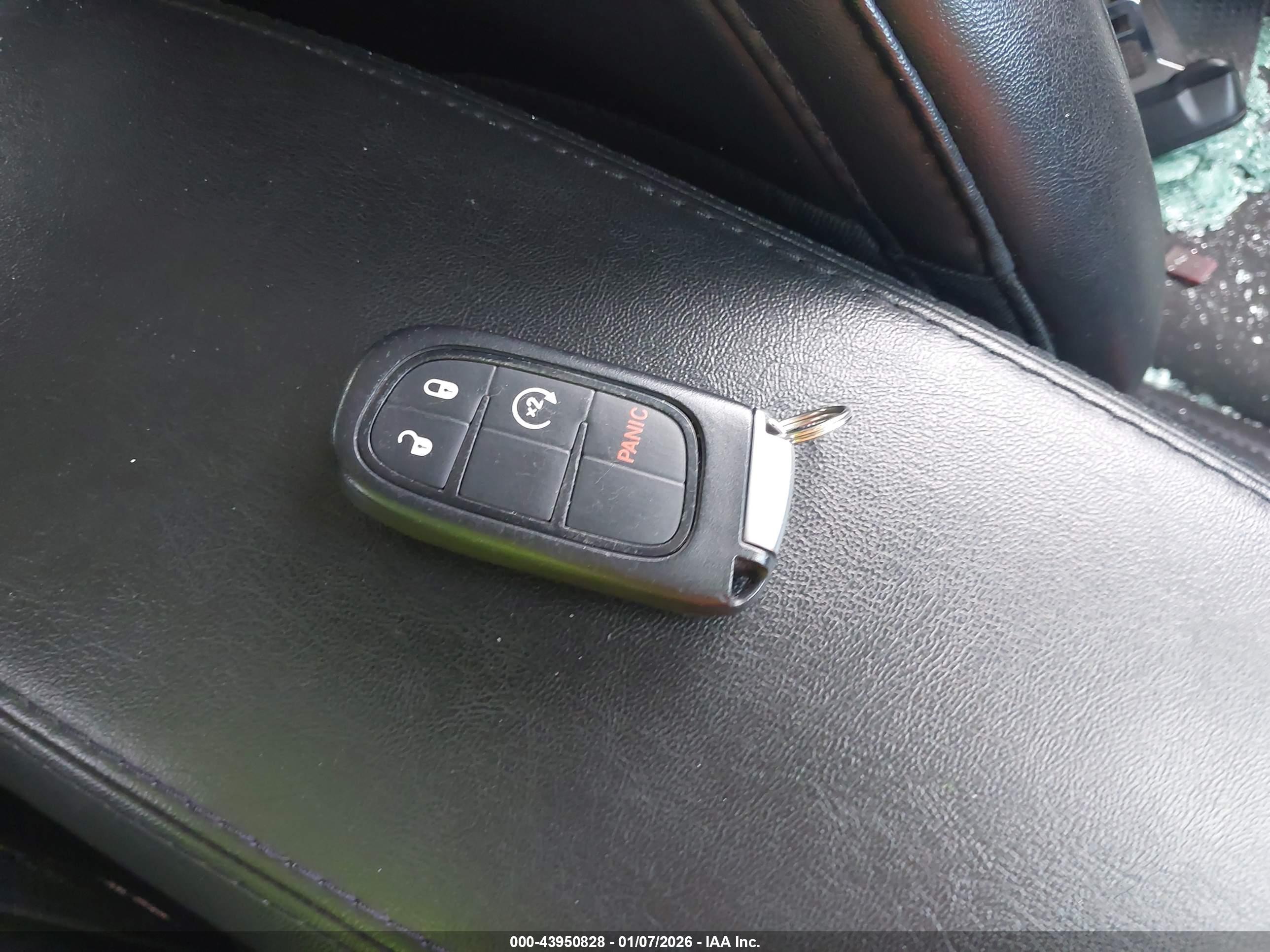 JEEP CHEROKEE image 11