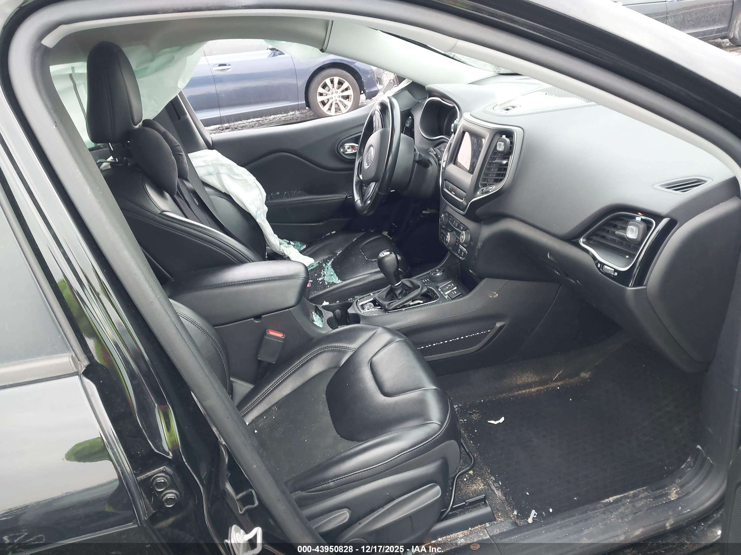 JEEP CHEROKEE image 5