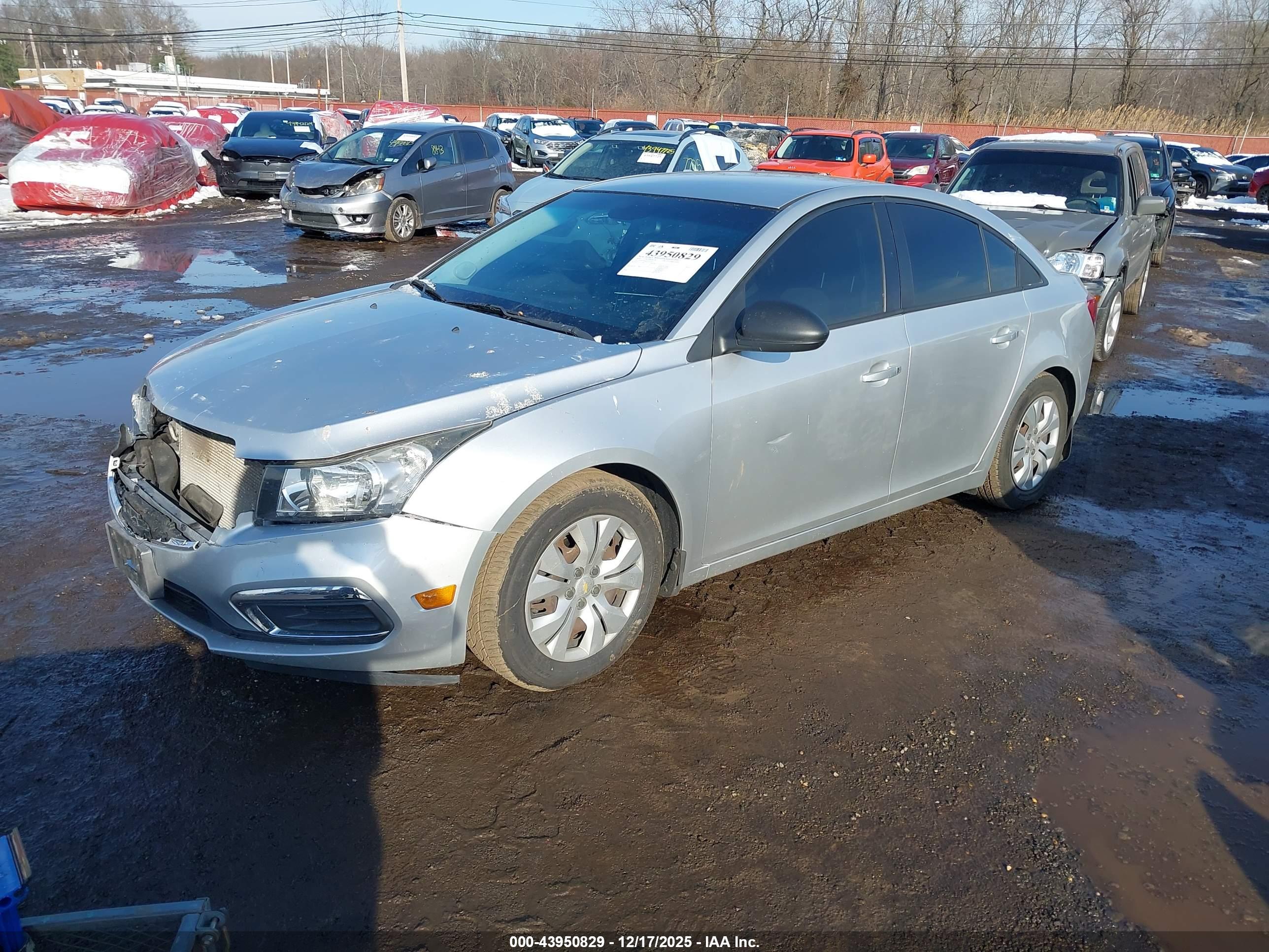 CHEVROLET CRUZE image 2