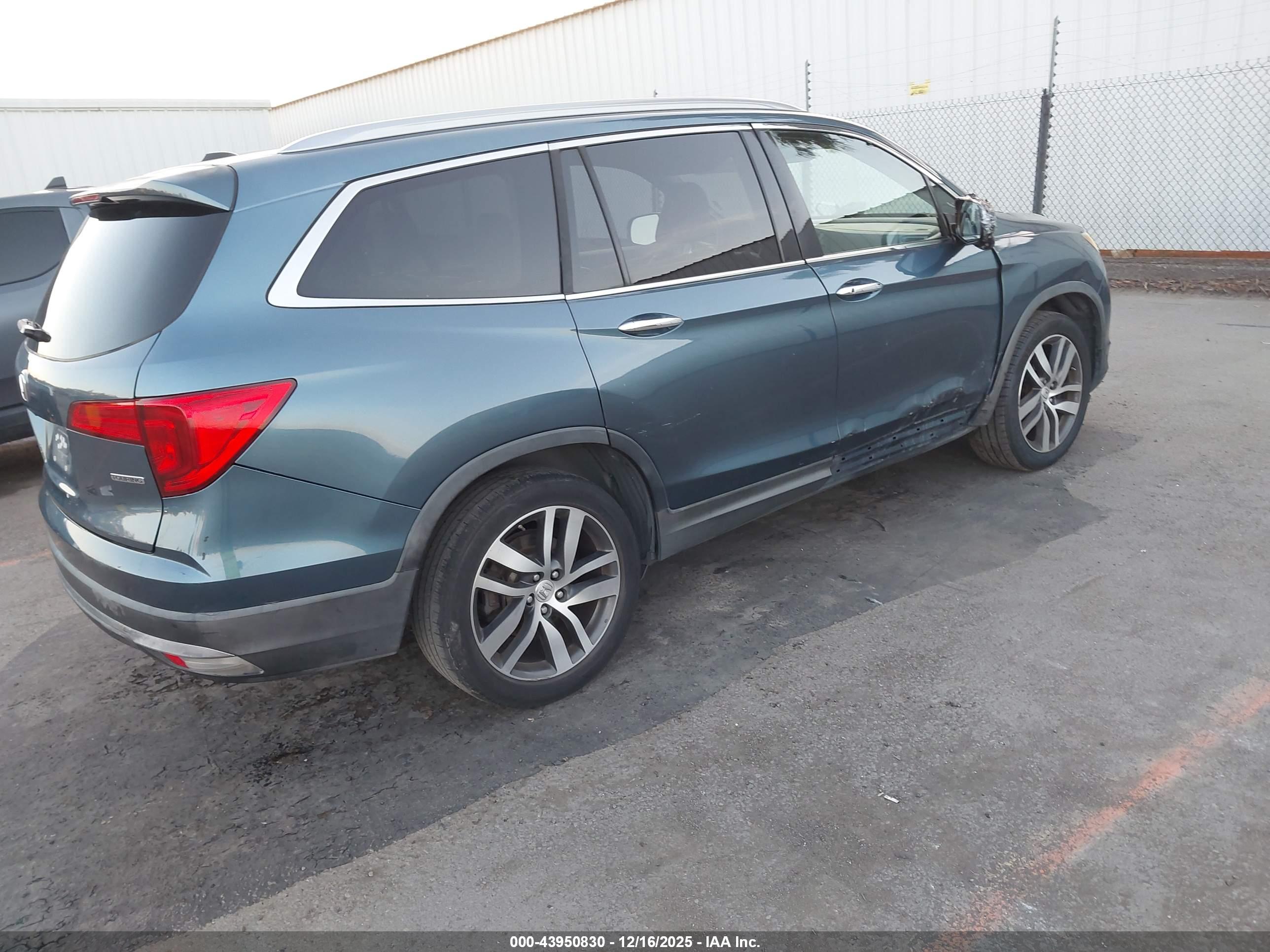 HONDA PILOT image 4