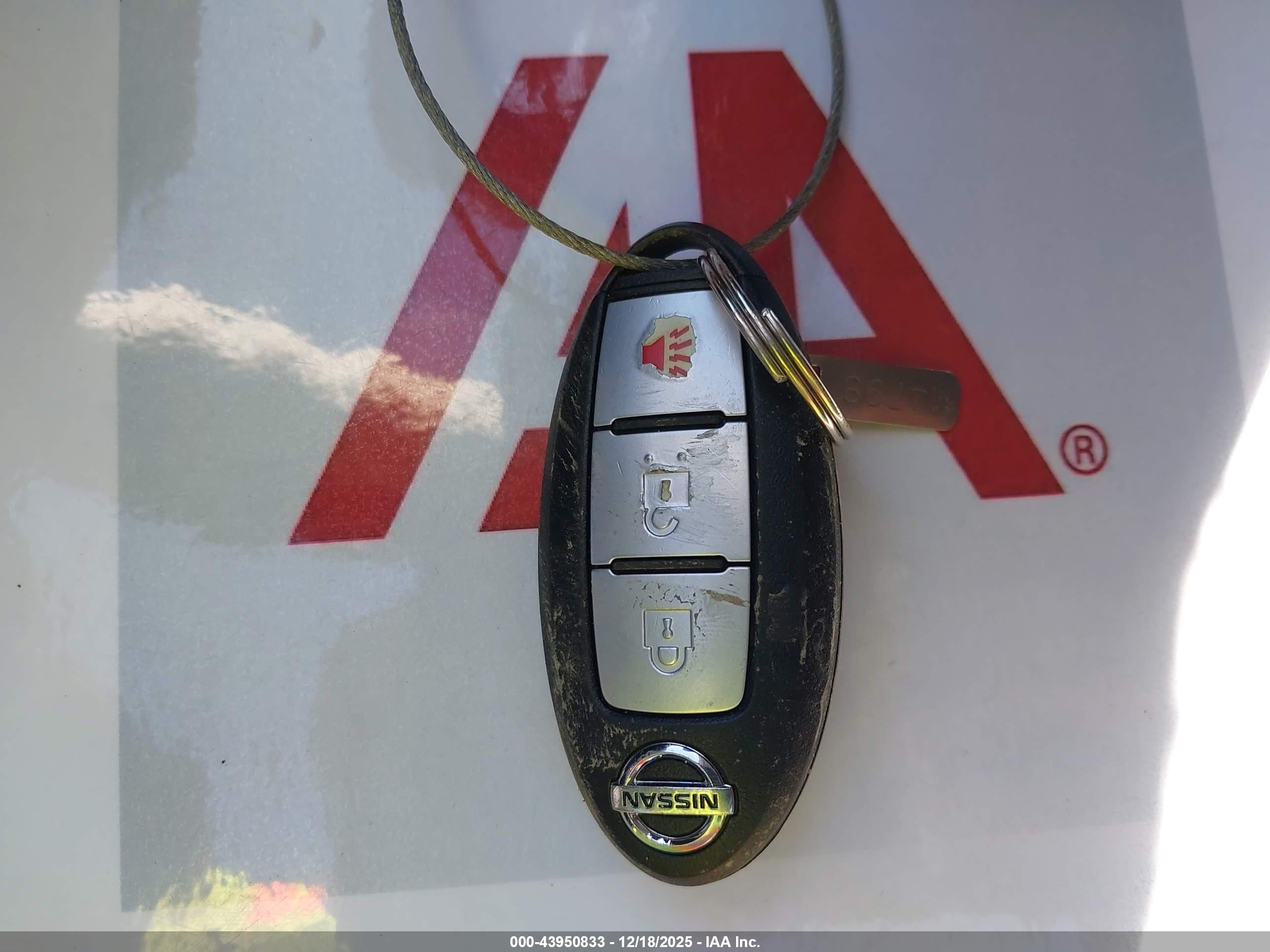 NISSAN MURANO image 11