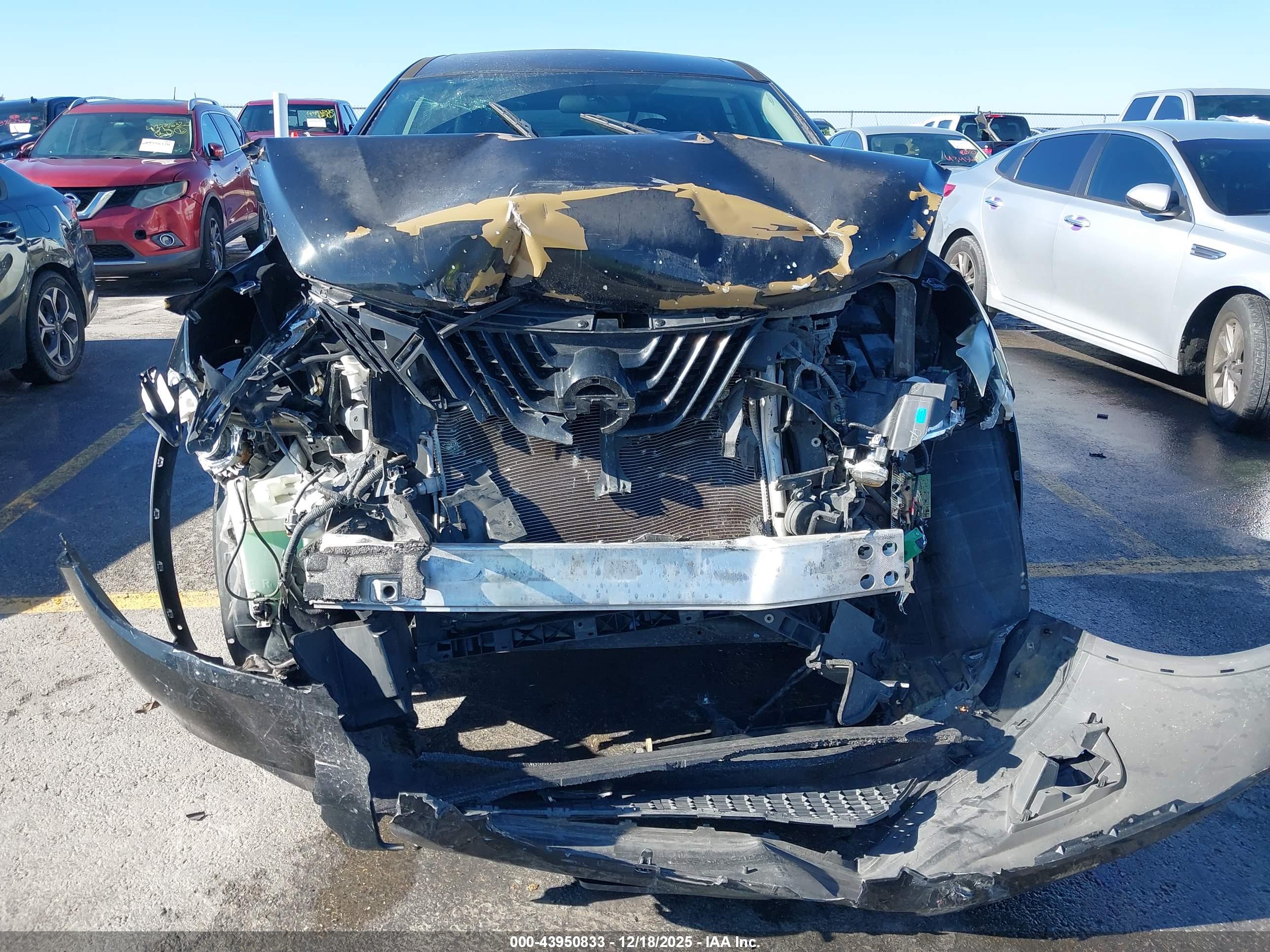 NISSAN MURANO image 6