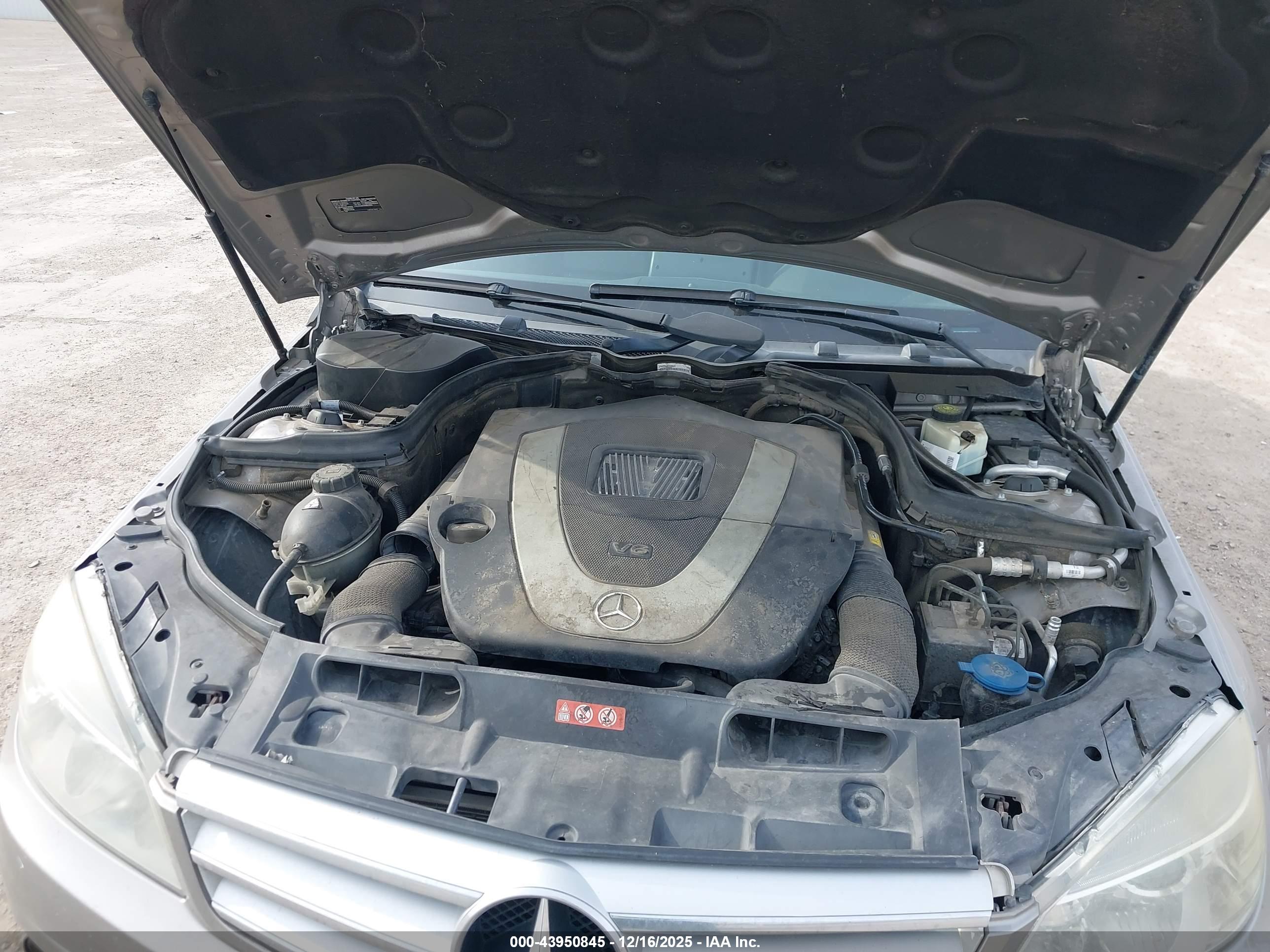 MERCEDES-BENZ C image 10