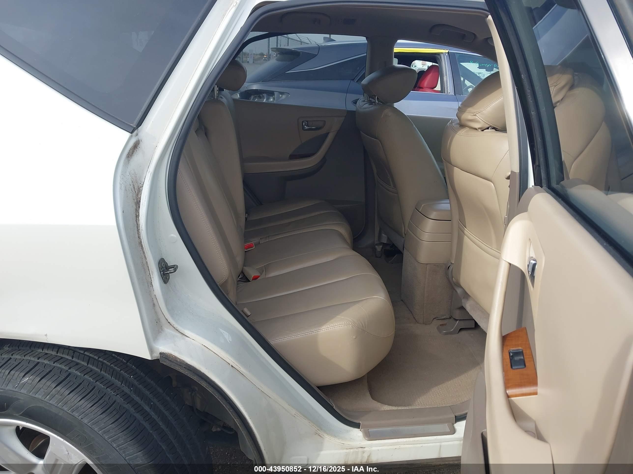 NISSAN MURANO image 8