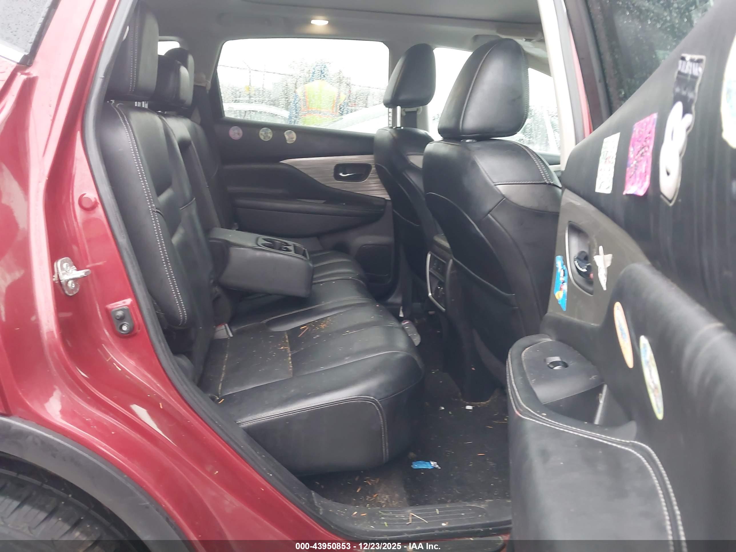 NISSAN MURANO image 8