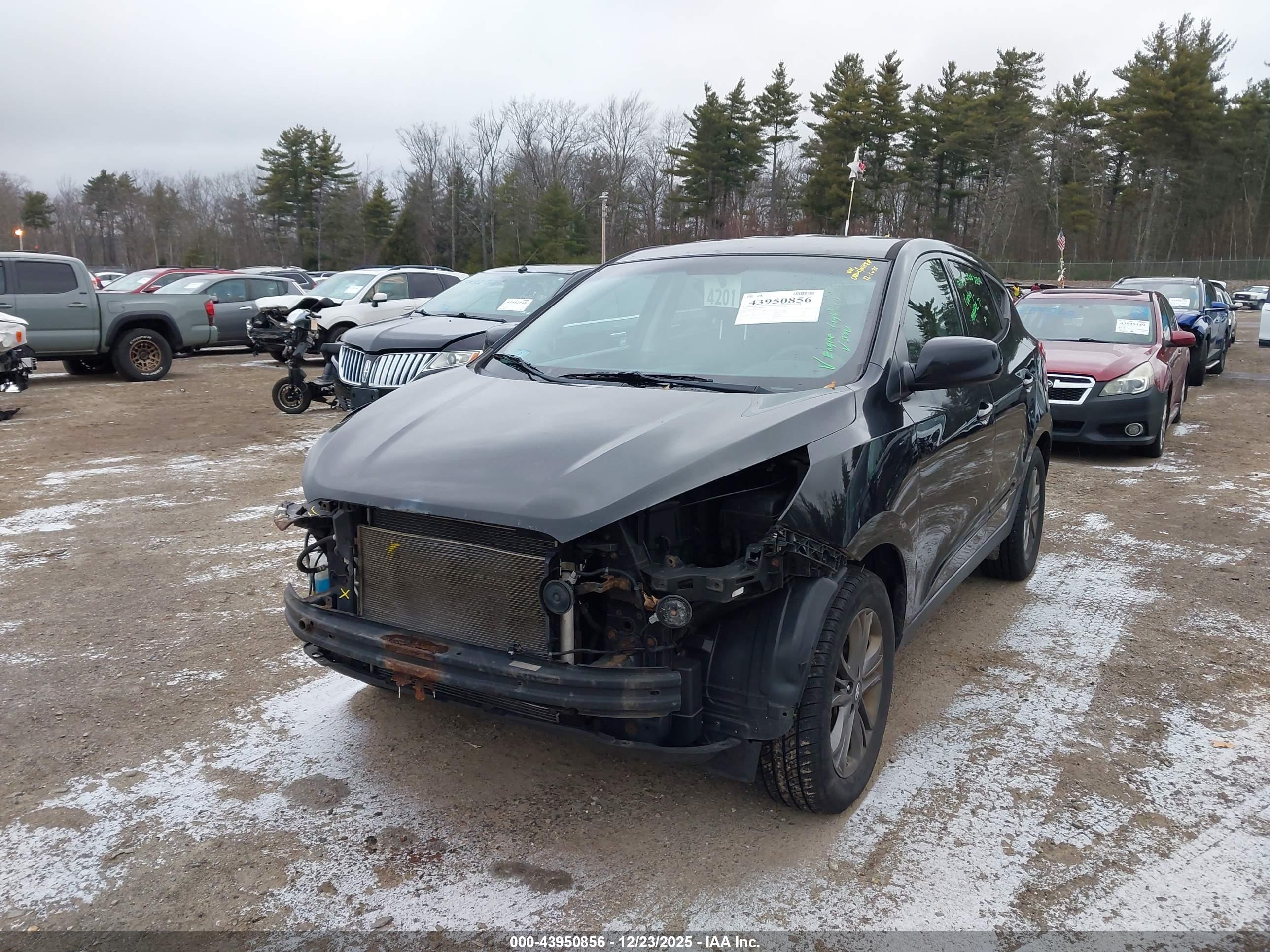HYUNDAI TUCSON image 2