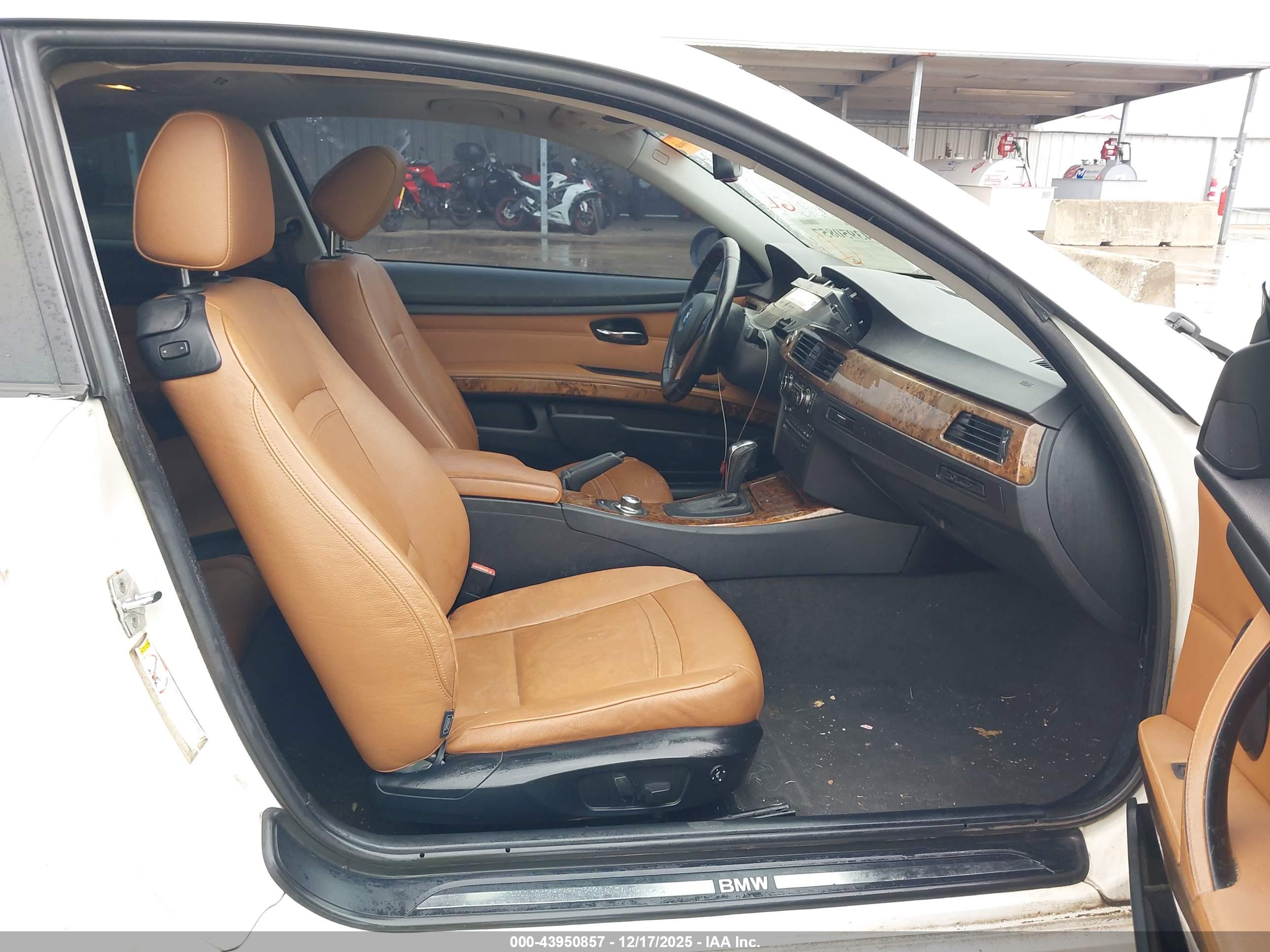 BMW 328I image 5