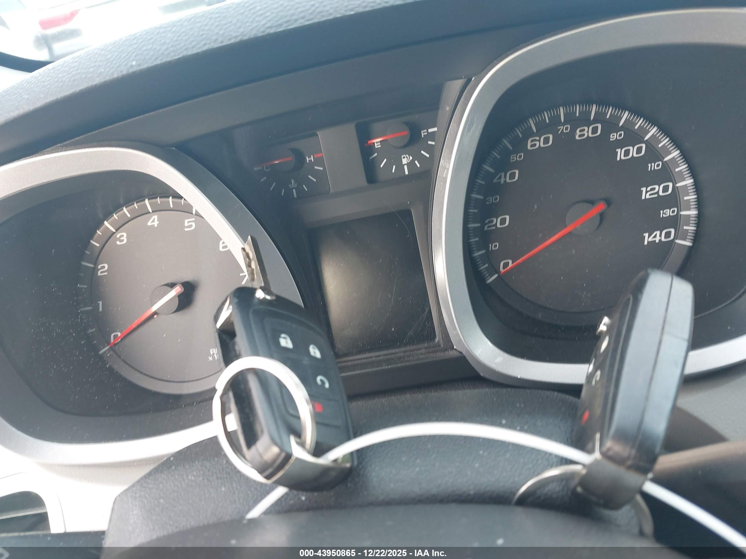 CHEVROLET EQUINOX image 11