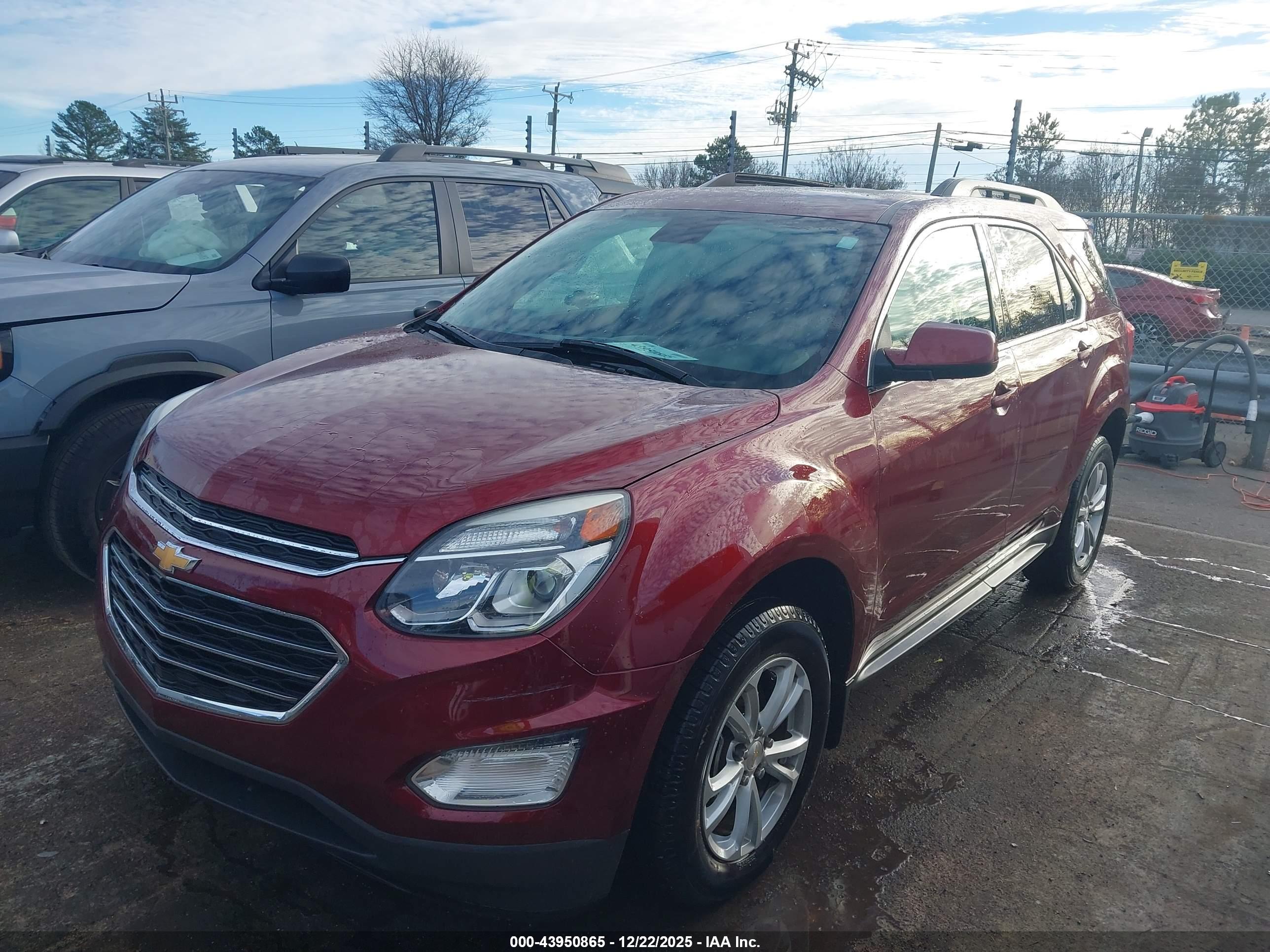 CHEVROLET EQUINOX image 2