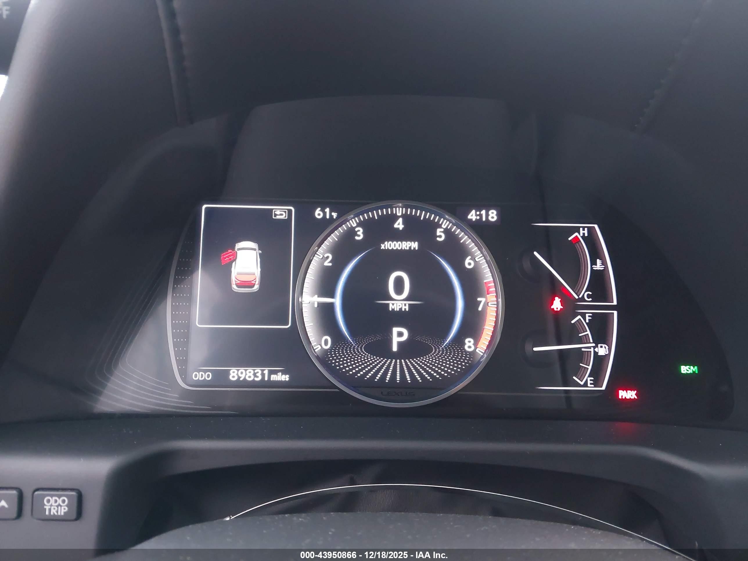 LEXUS ES image 7