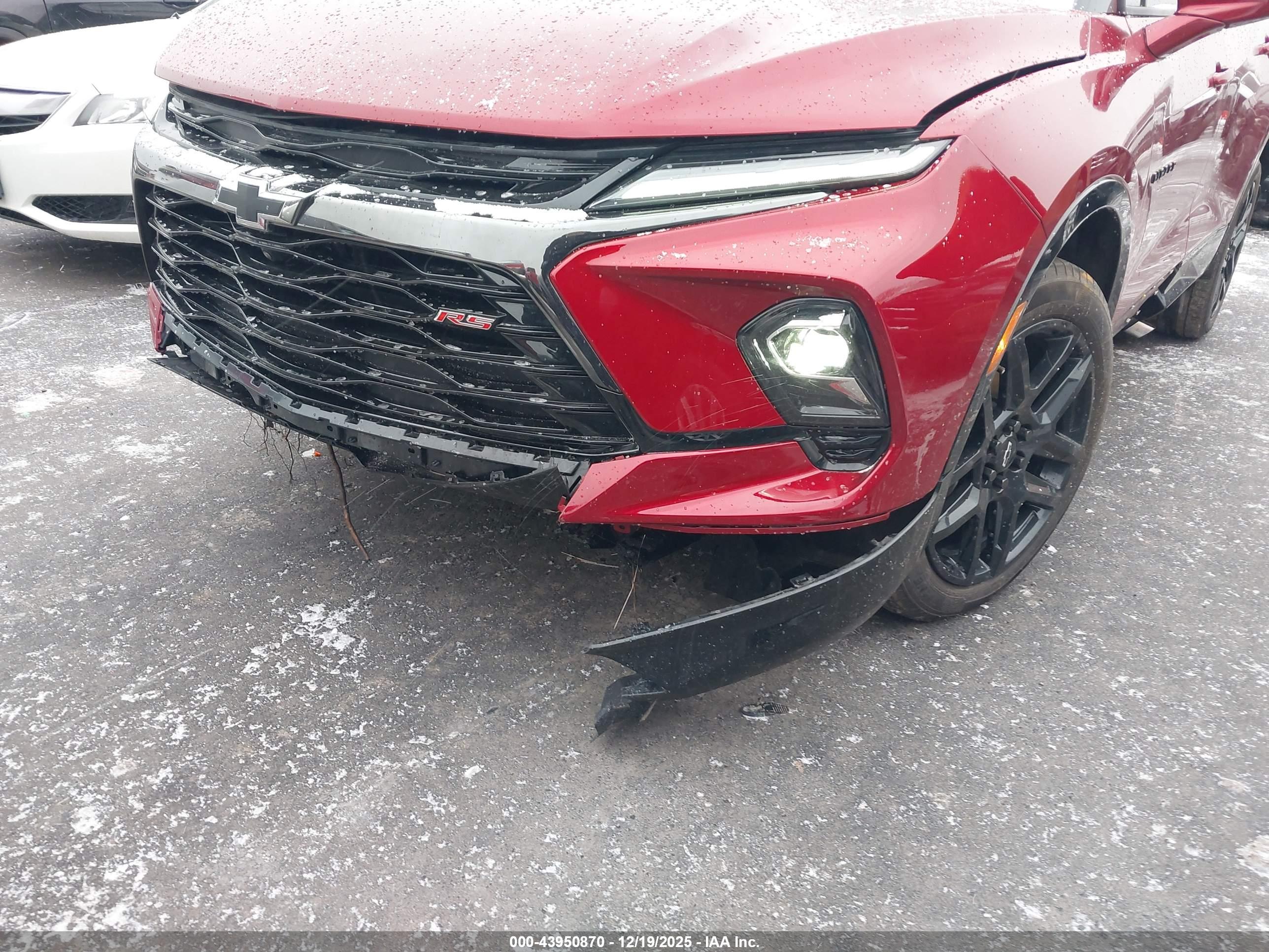 CHEVROLET BLAZER image 6