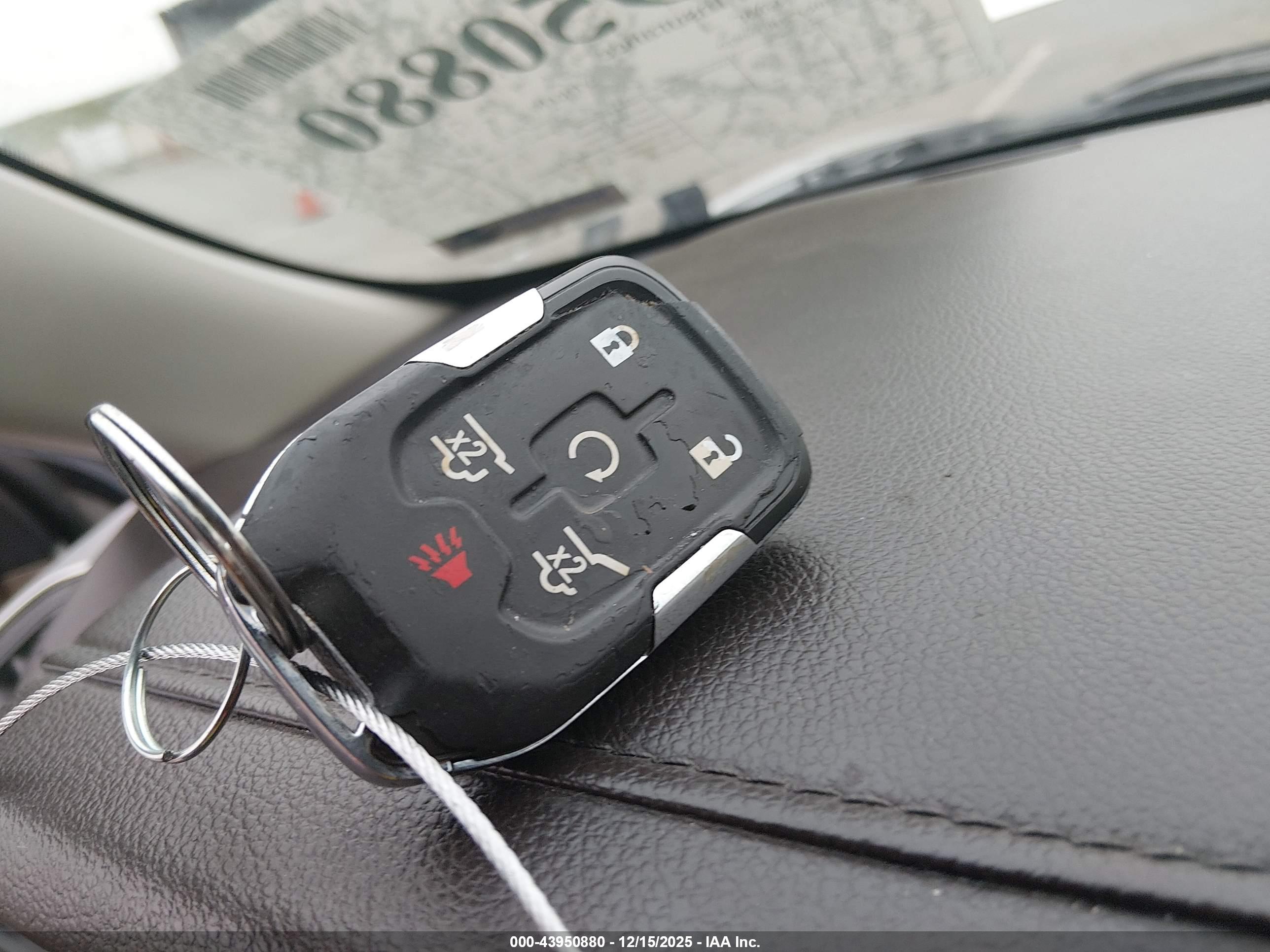 GMC YUKON image 11