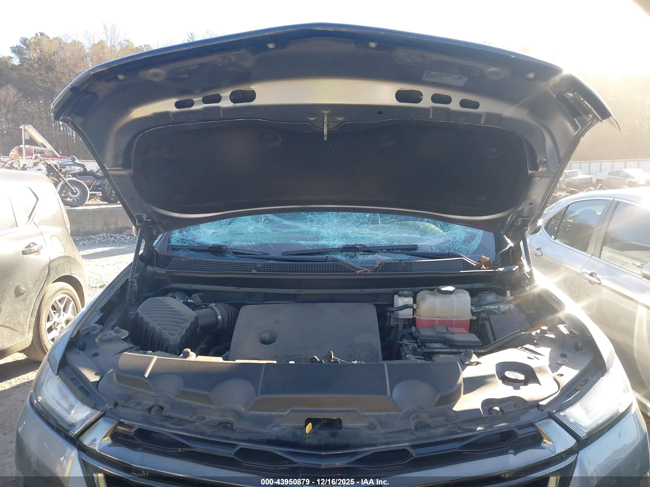 CHEVROLET TRAVERSE image 10