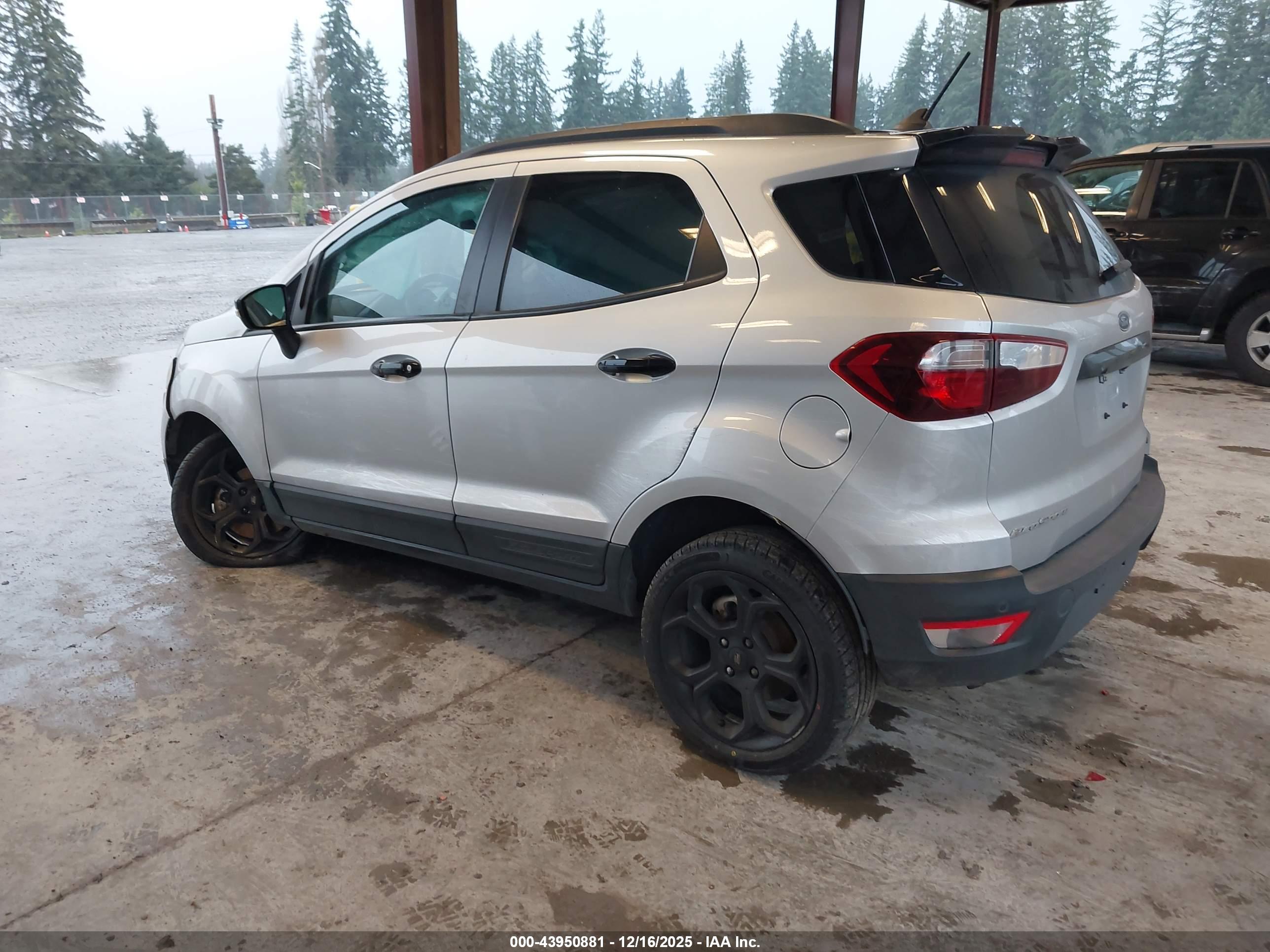 FORD ECOSPORT image 3