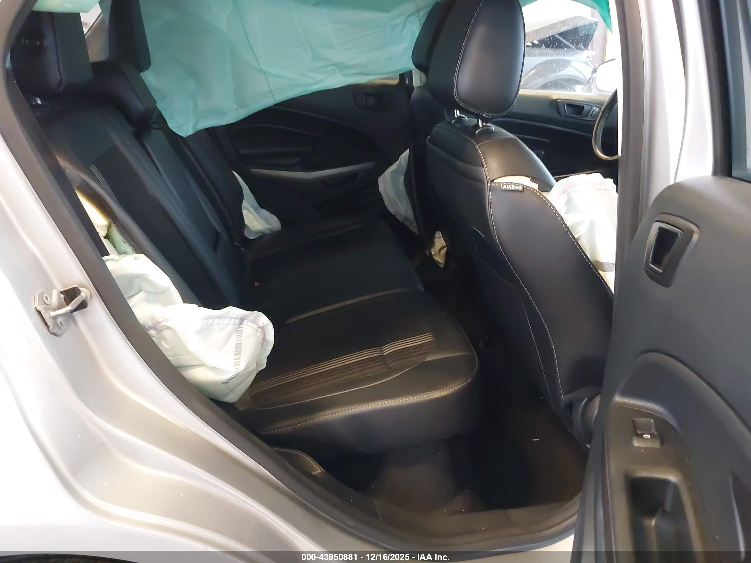 FORD ECOSPORT image 8