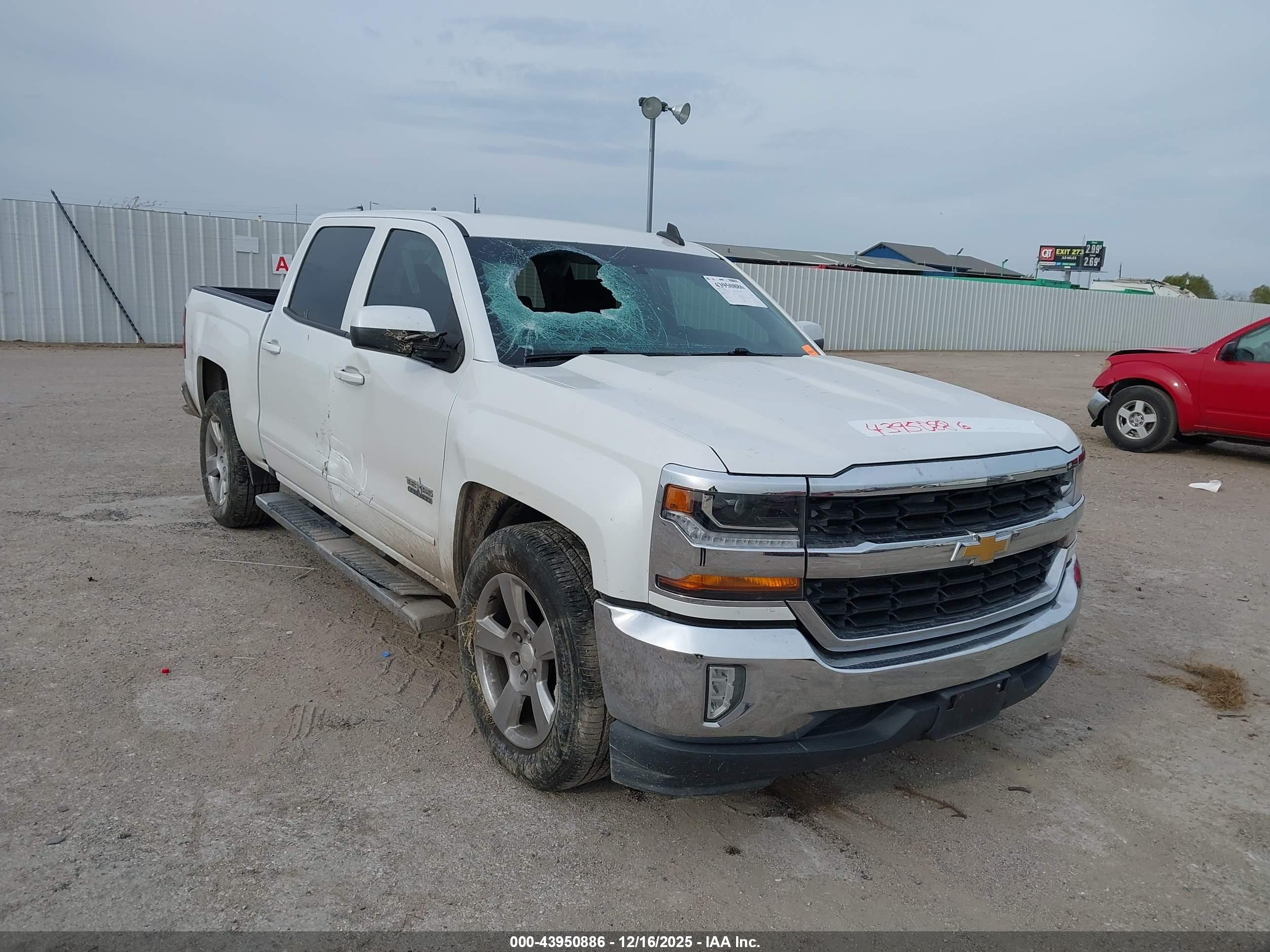 CHEVROLET SILVERADO image 6