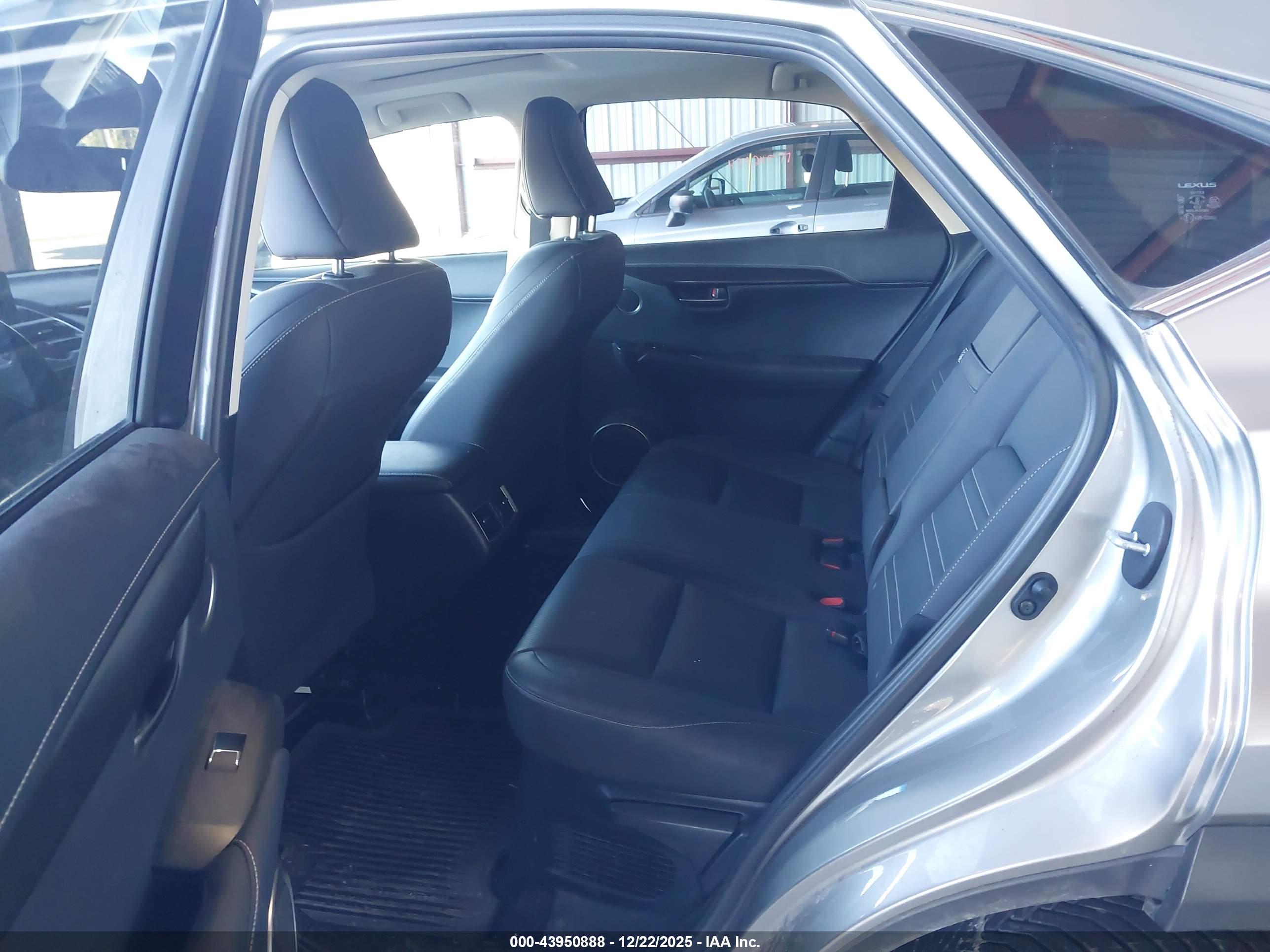 LEXUS NX image 8
