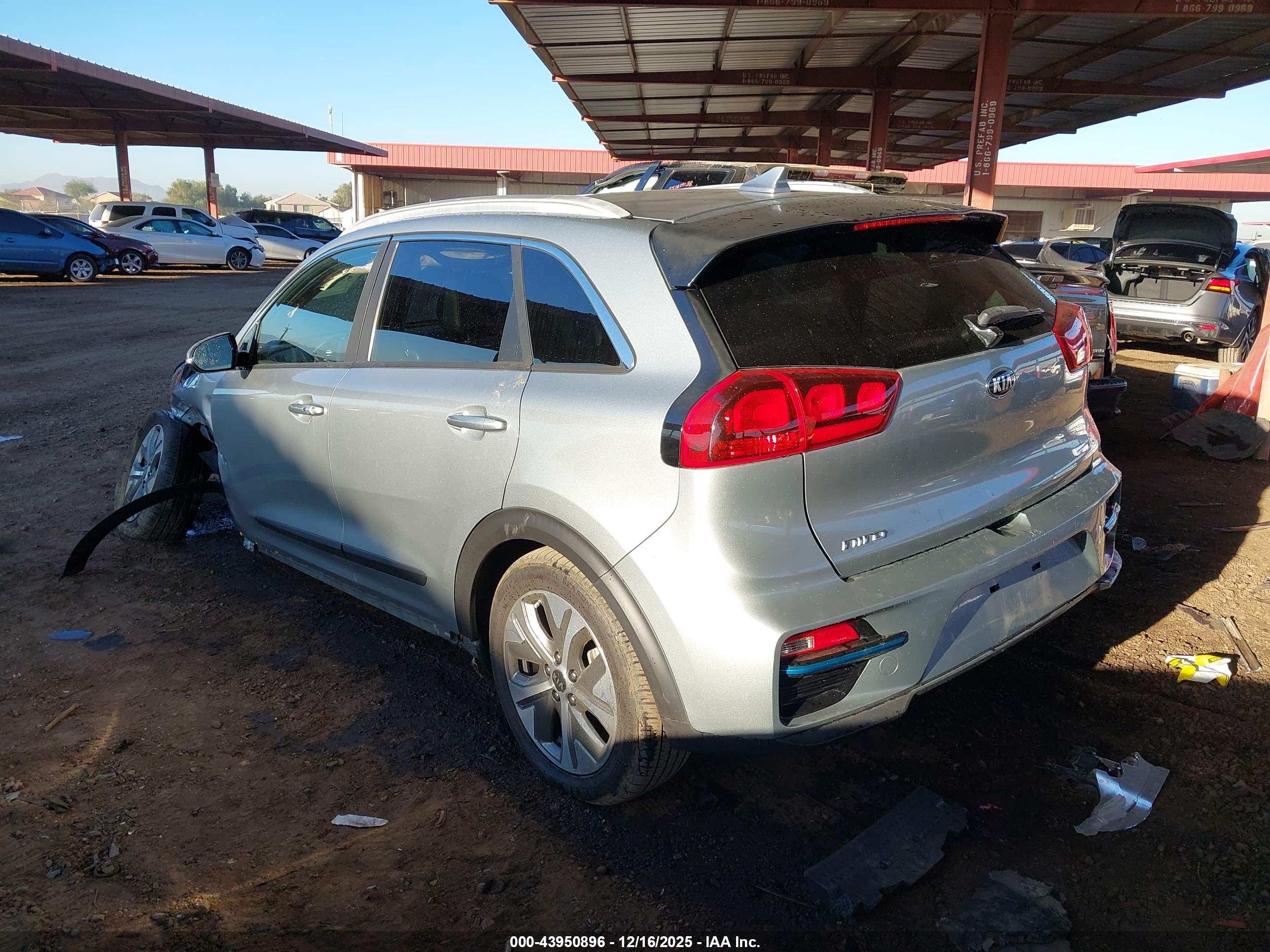 KIA NIRO image 3