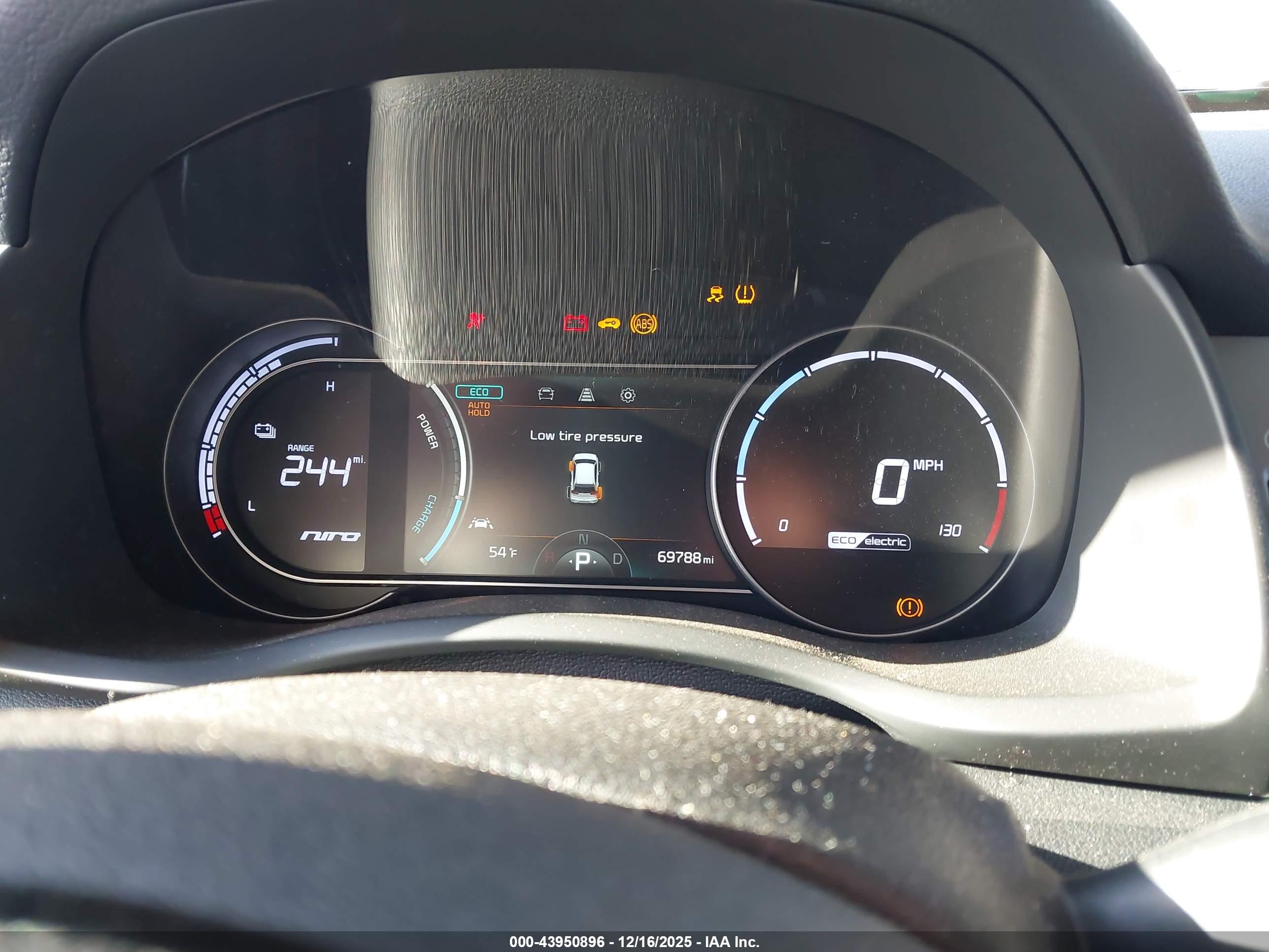 KIA NIRO image 7