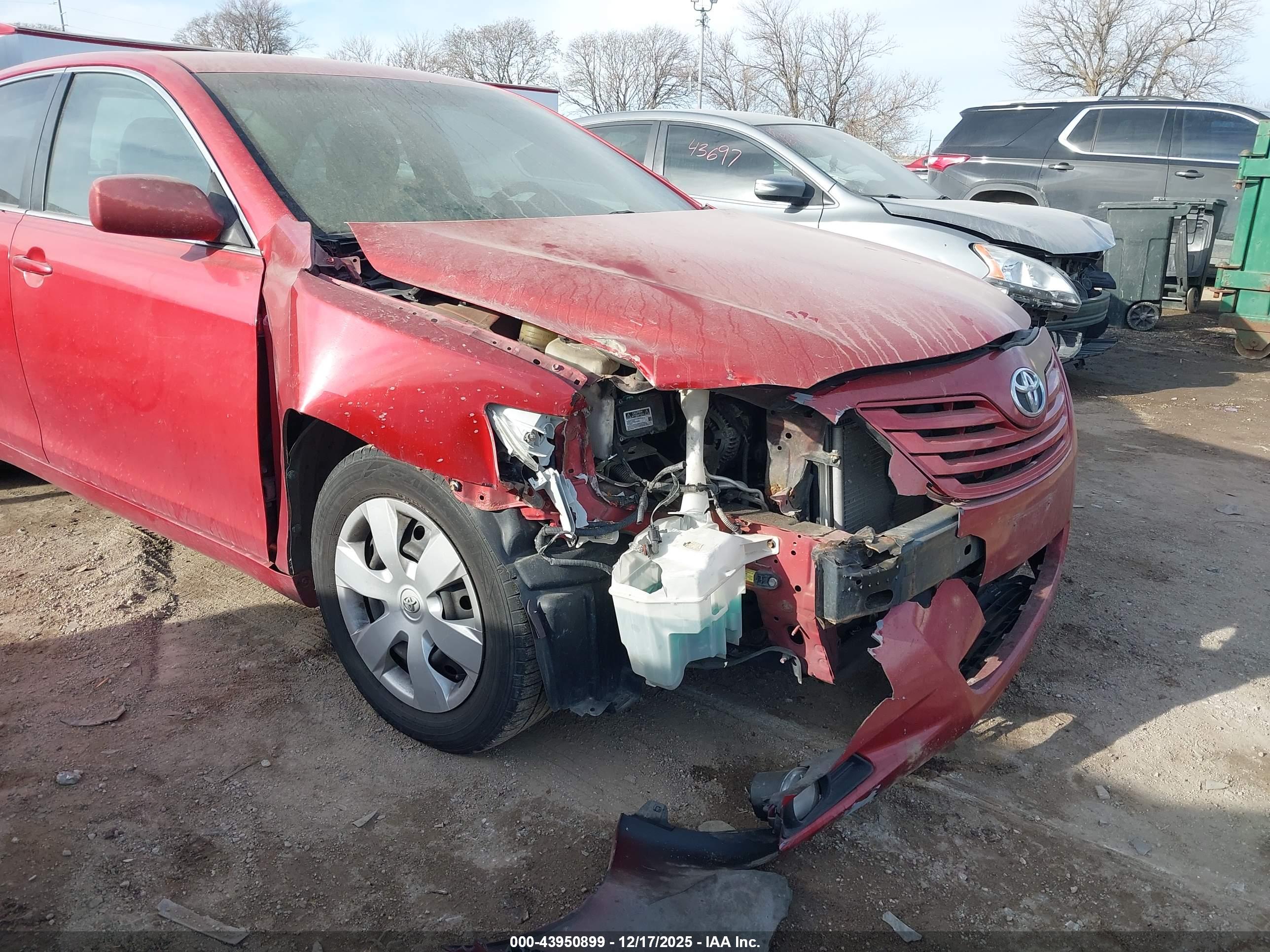 TOYOTA CAMRY image 6
