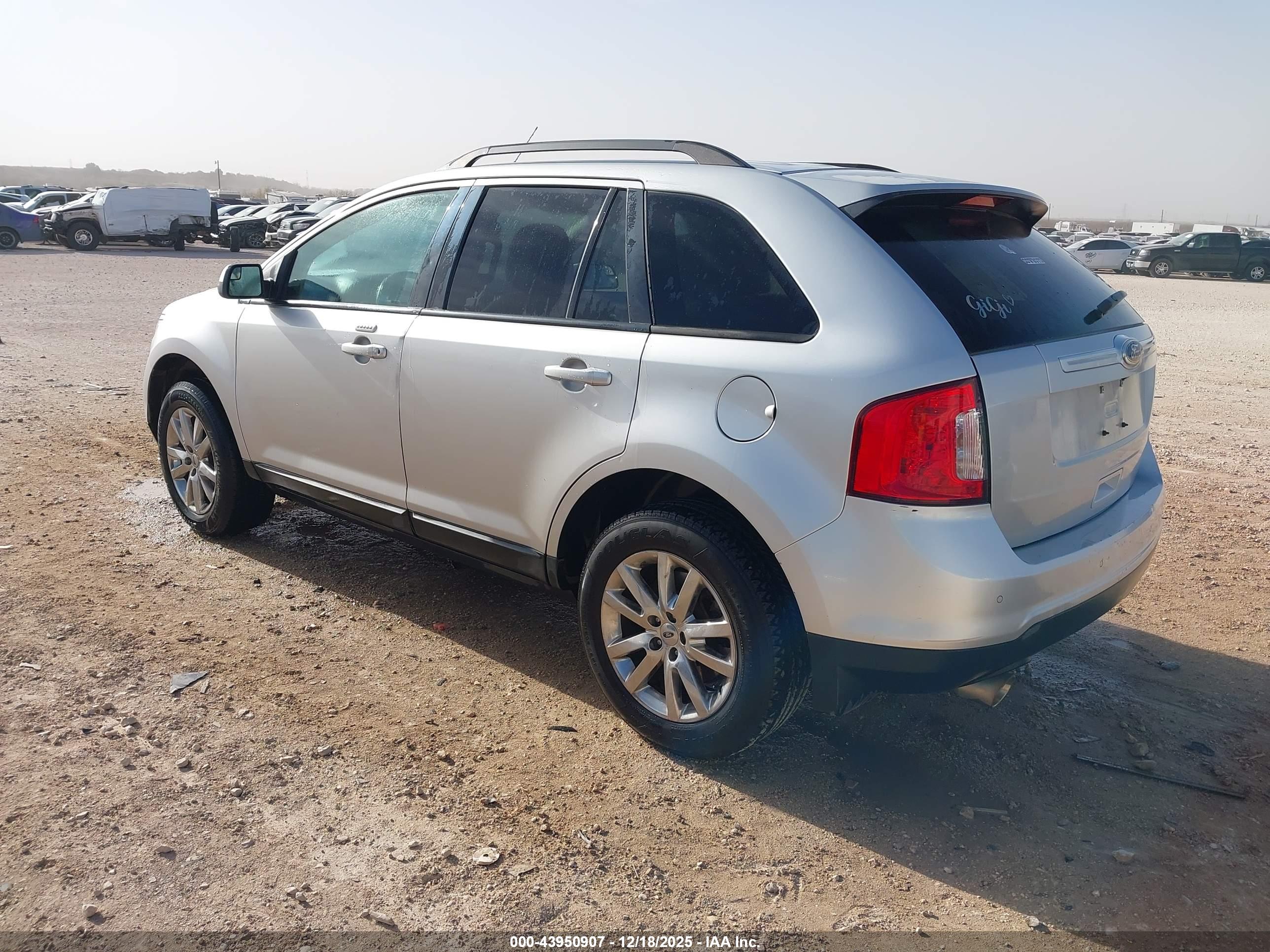 FORD EDGE image 3