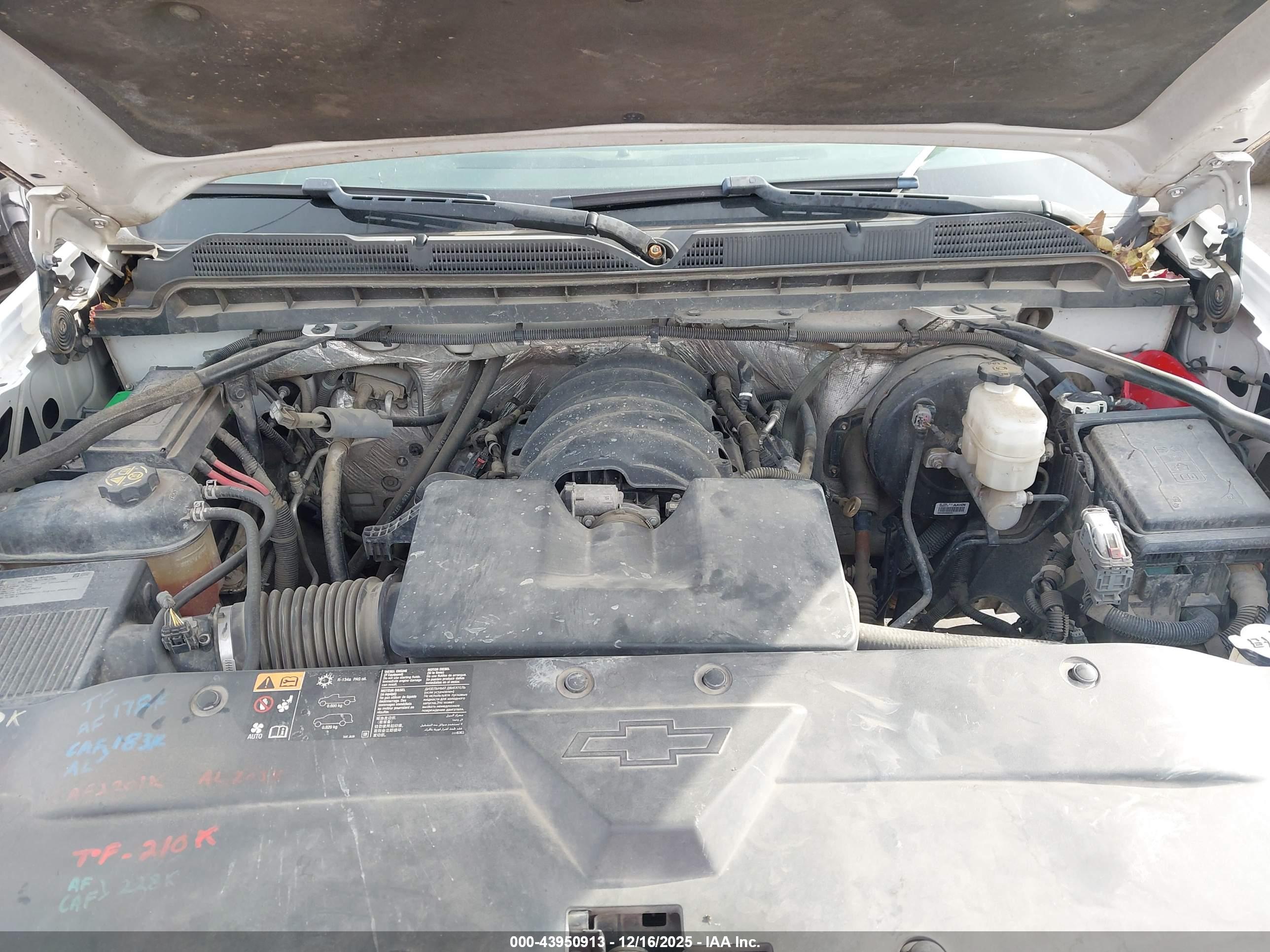 CHEVROLET SILVERADO image 10