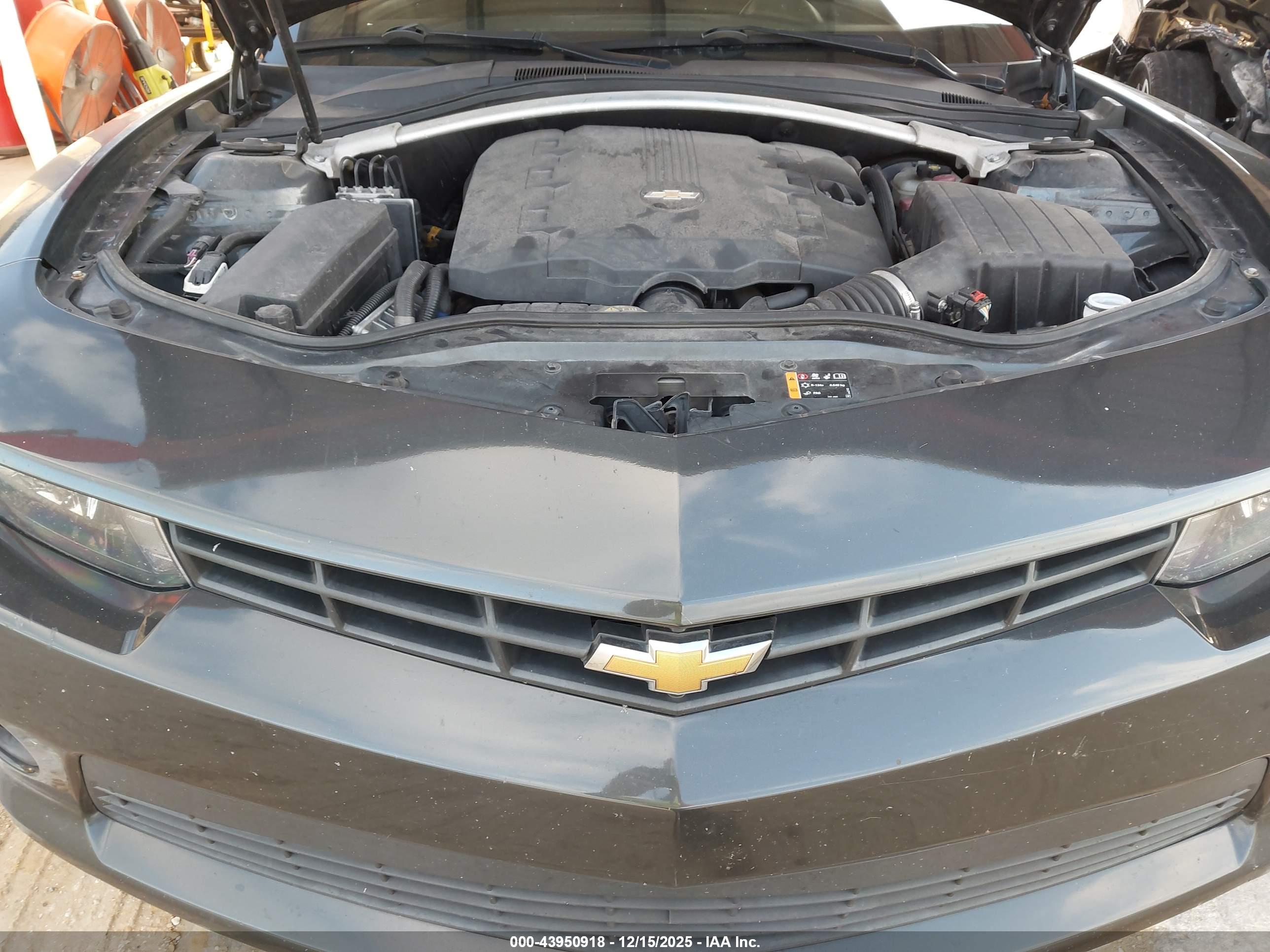 CHEVROLET CAMARO image 10