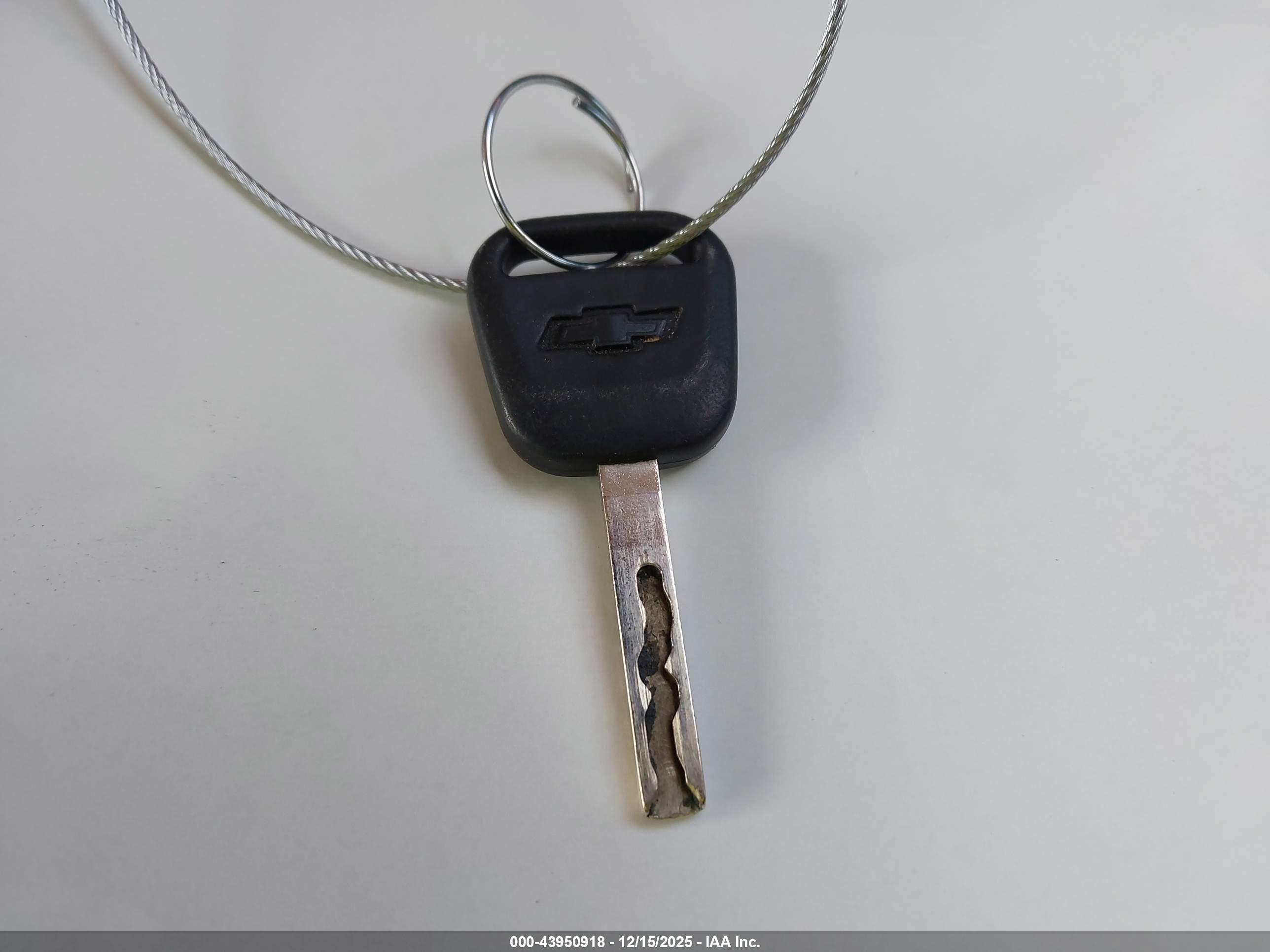 CHEVROLET CAMARO image 11