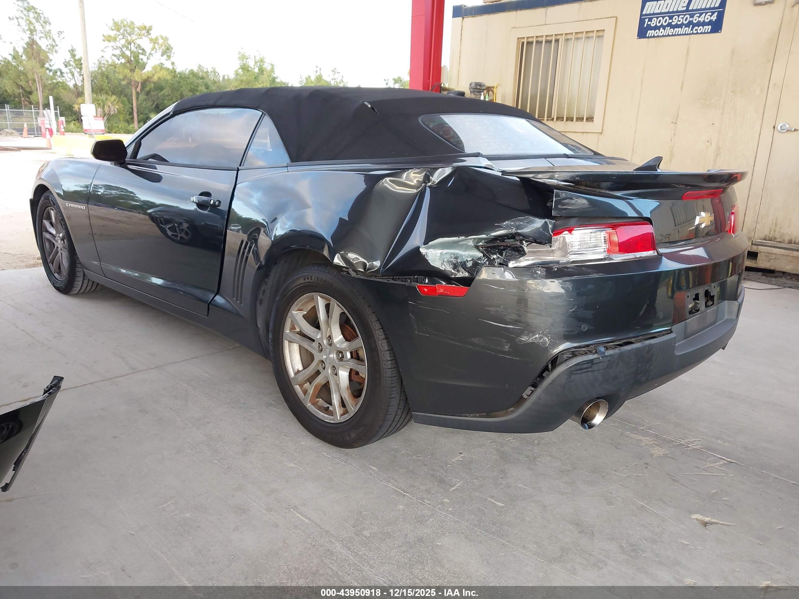CHEVROLET CAMARO image 3