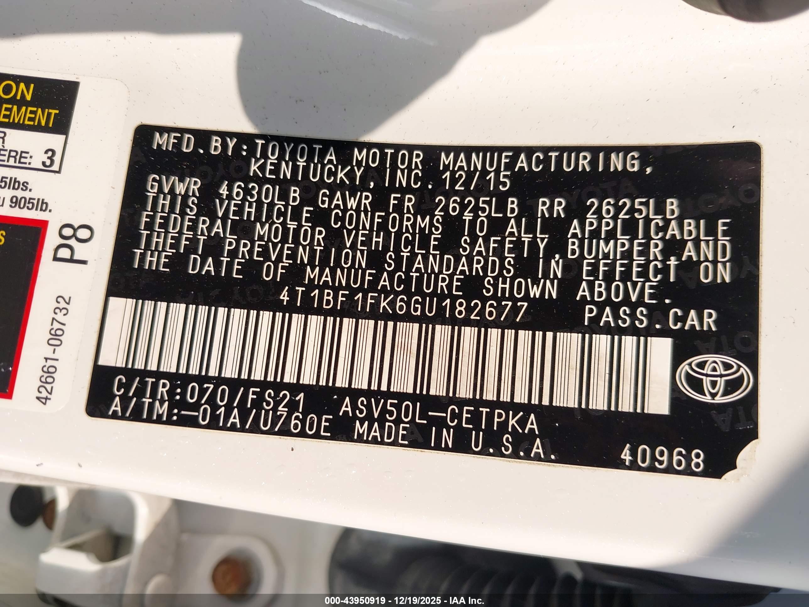 TOYOTA CAMRY image 9