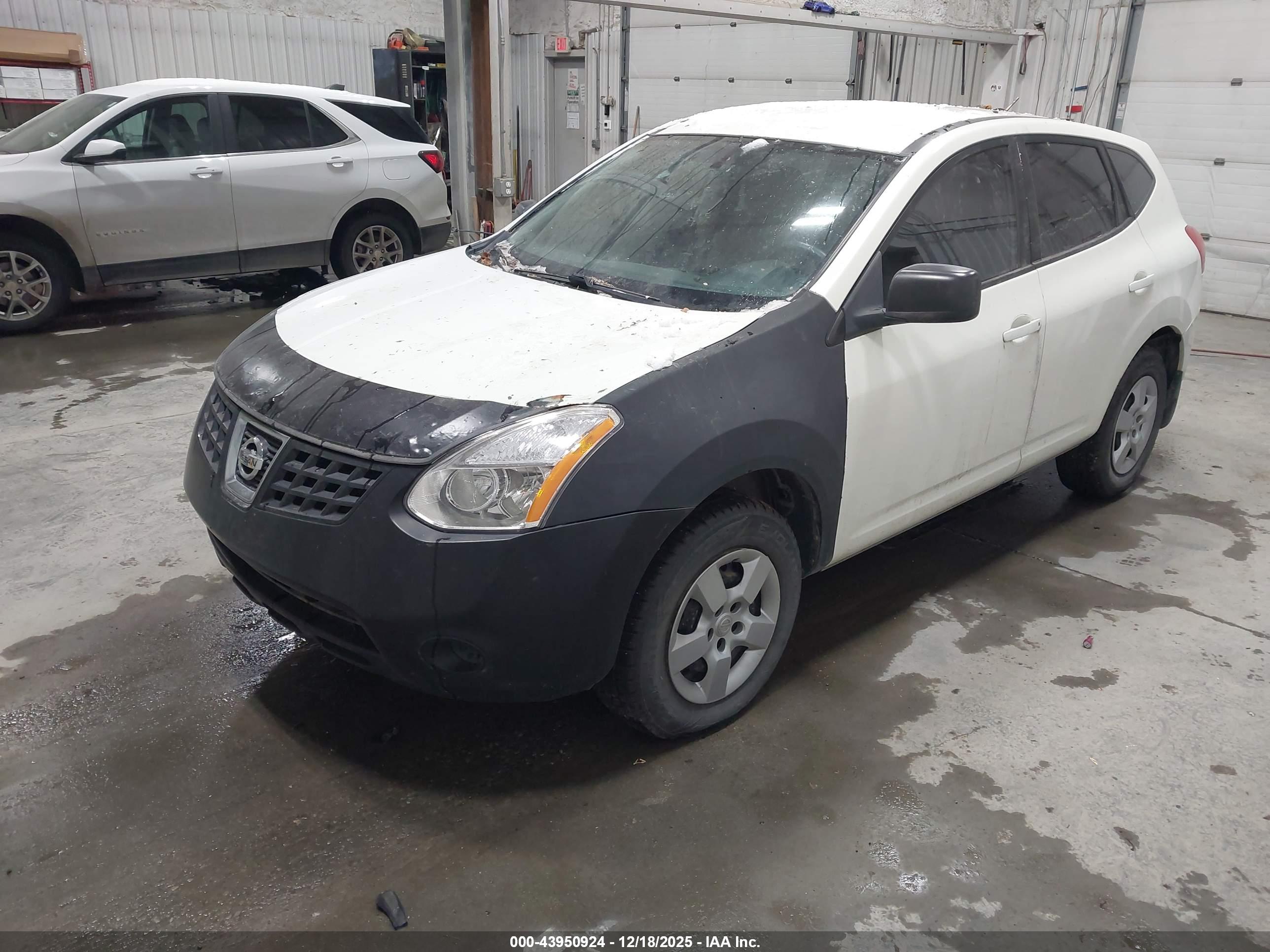 NISSAN ROGUE image 2