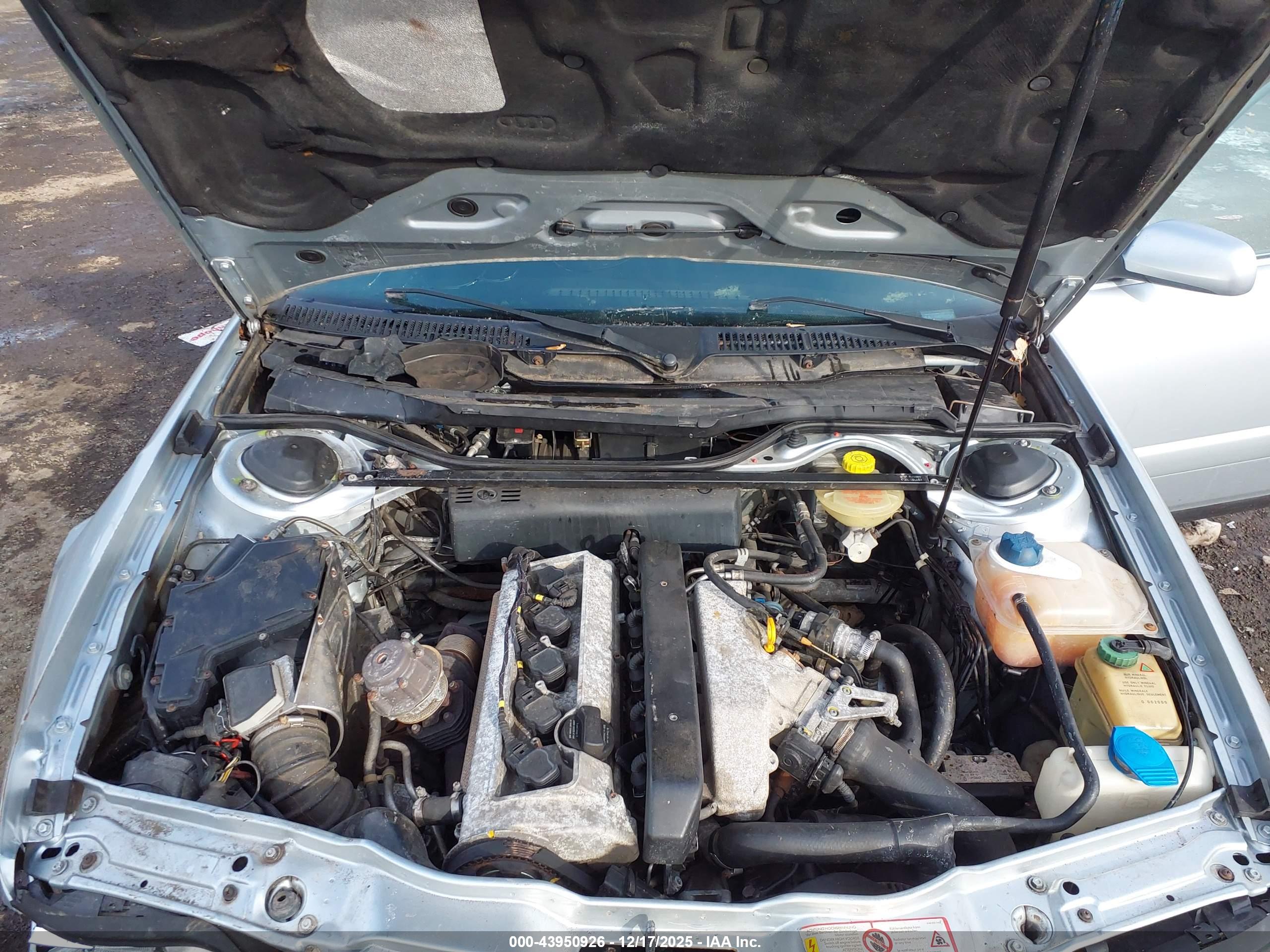 AUDI S6 image 10