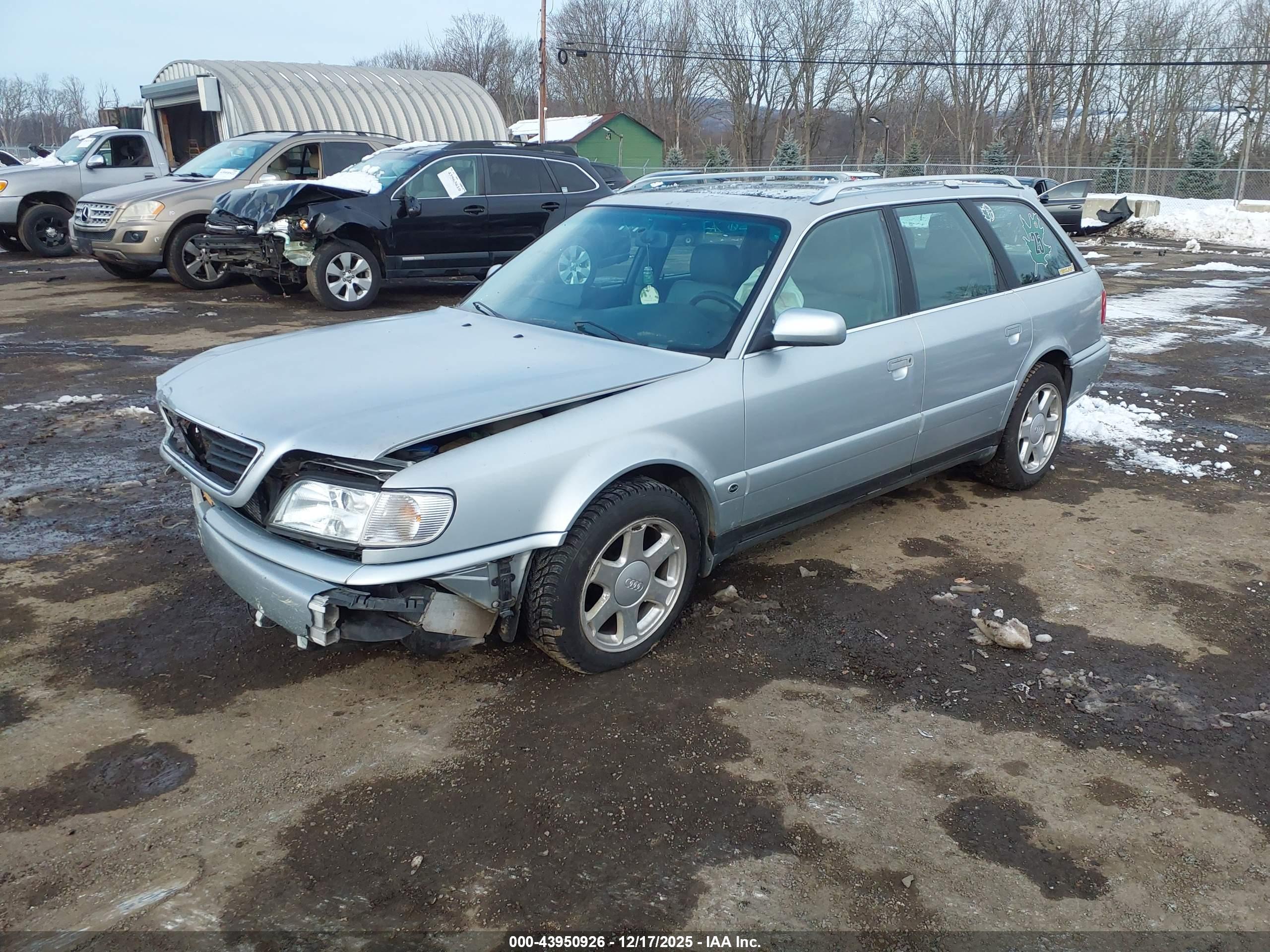 AUDI S6 image 2
