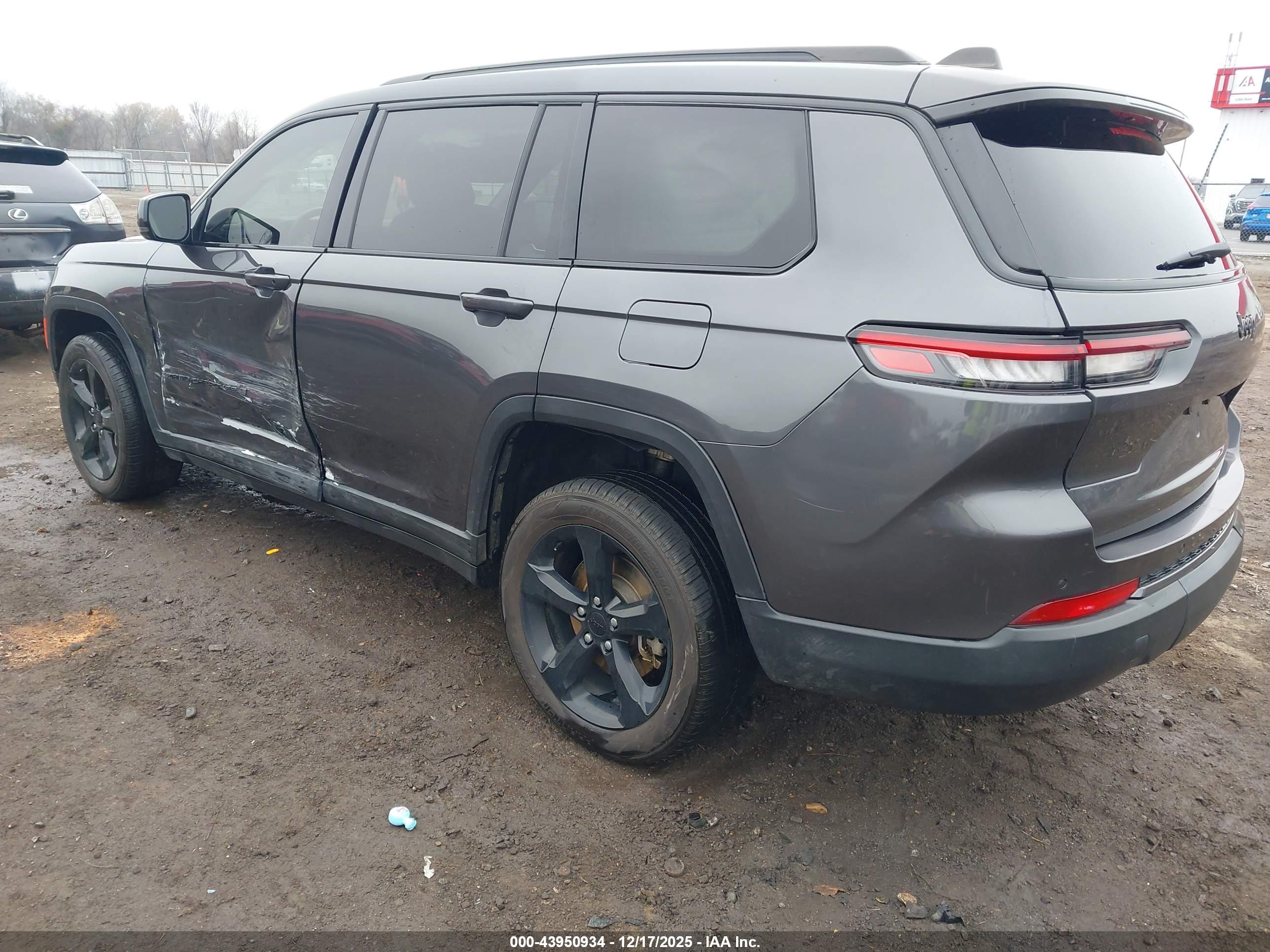 JEEP GRAND image 3