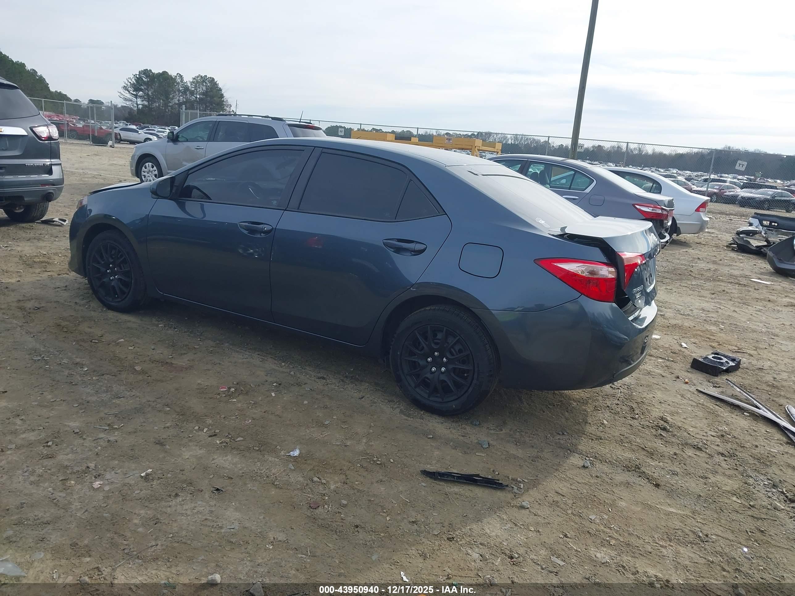 TOYOTA COROLLA image 3