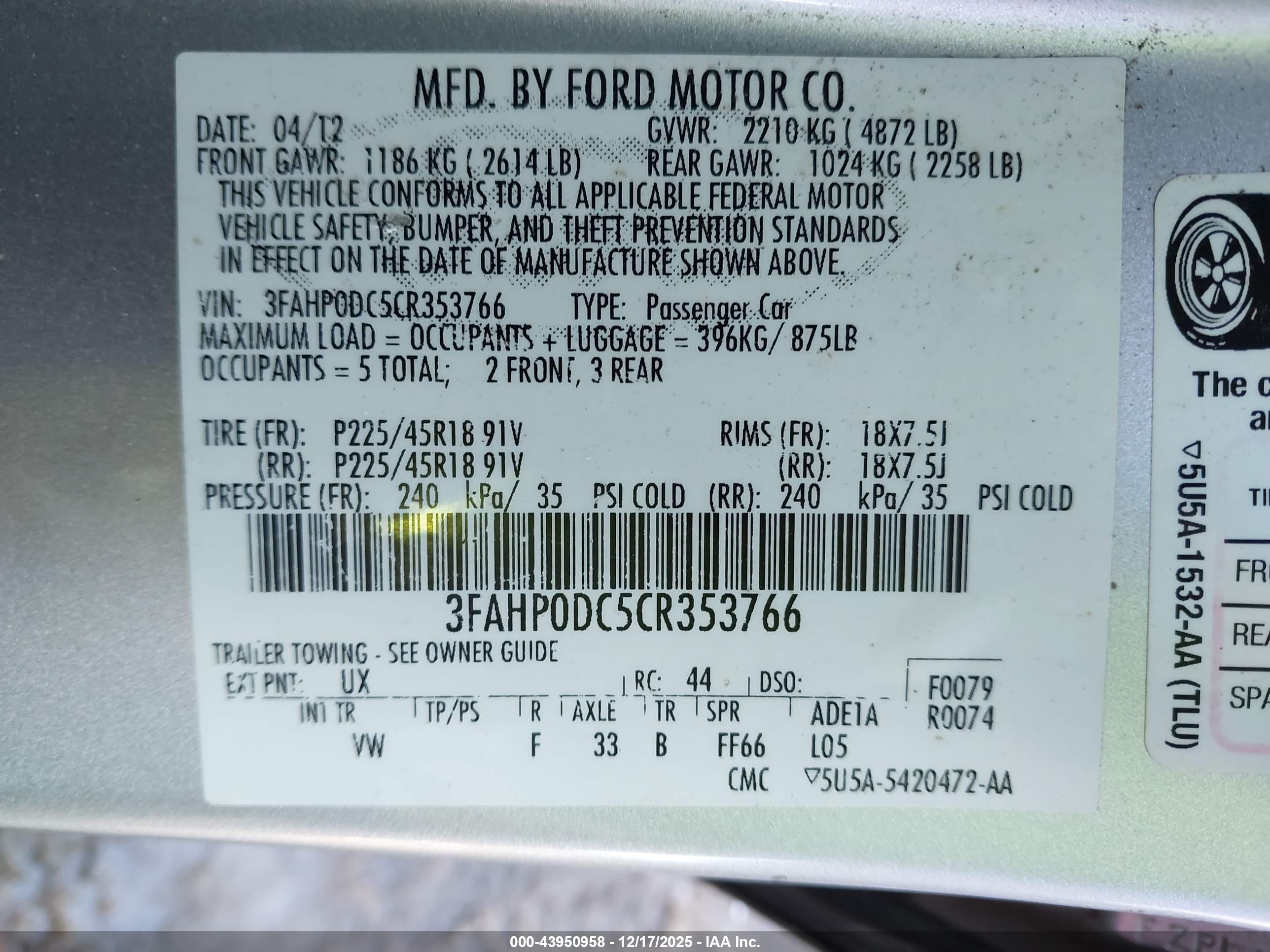 FORD FUSION image 9