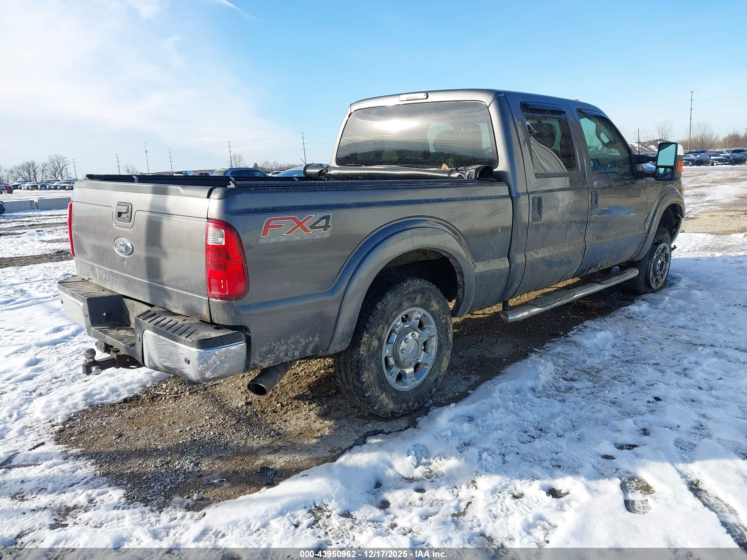FORD F-250 image 4