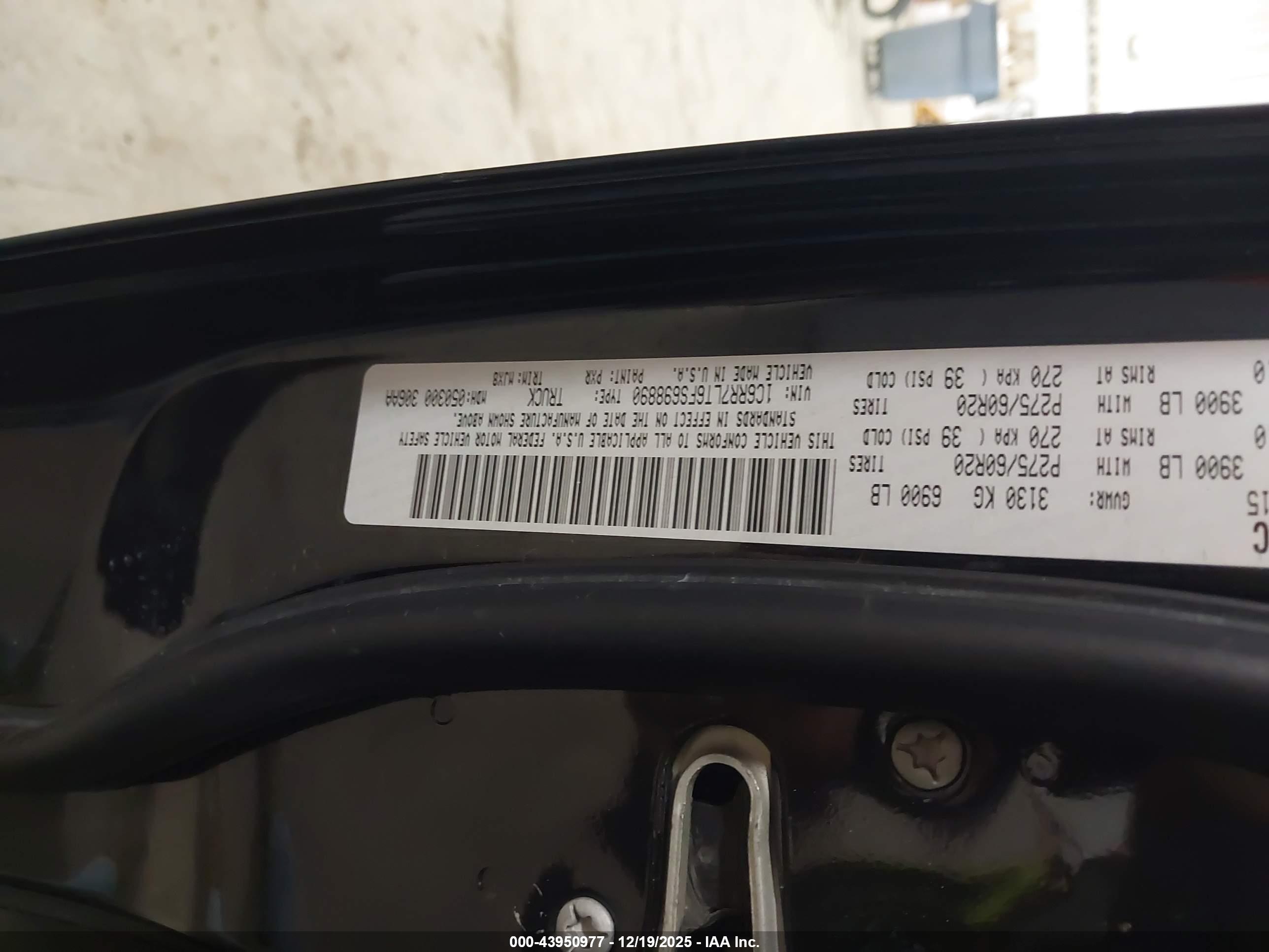 RAM 1500 image 9