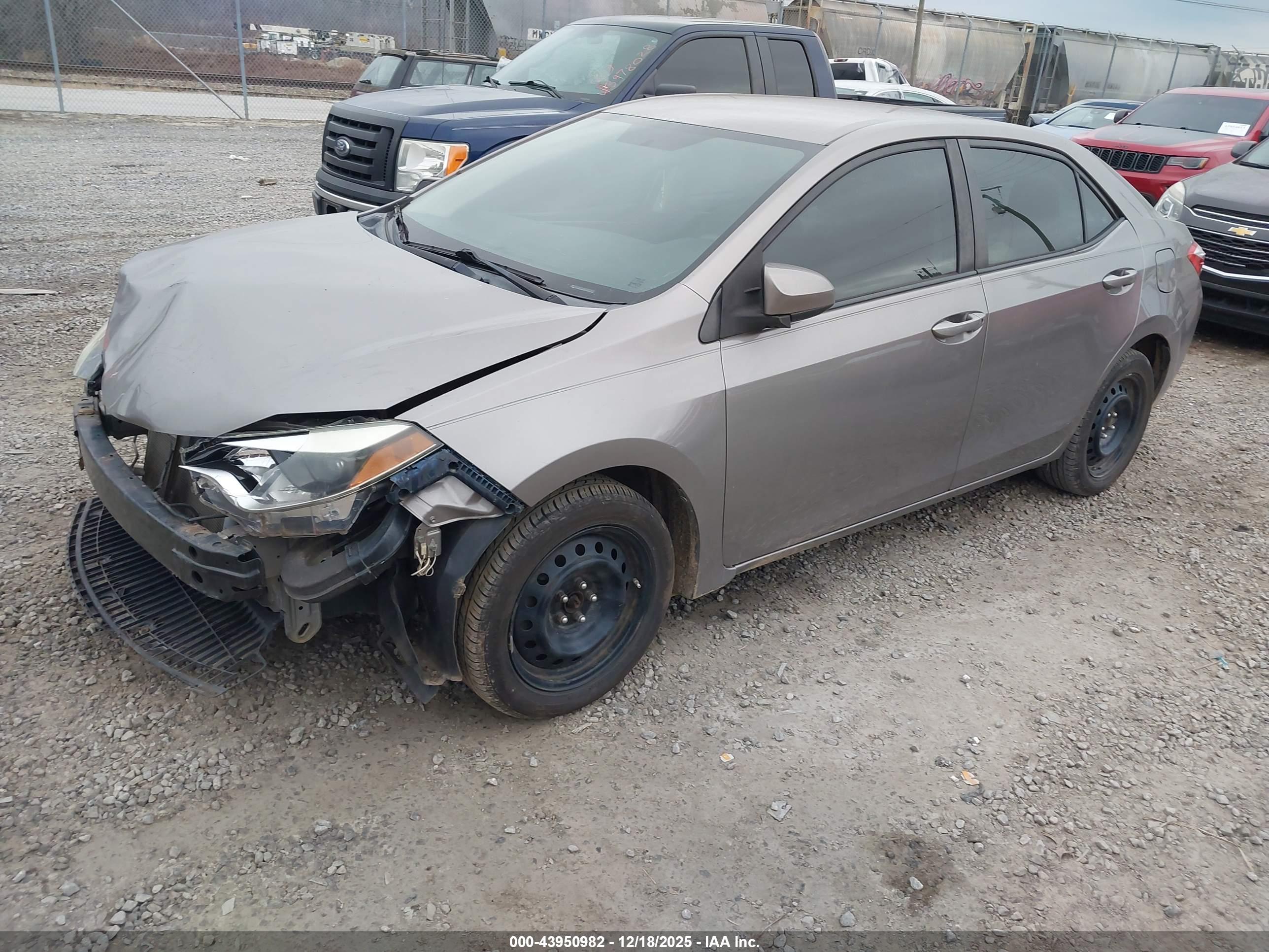 TOYOTA COROLLA image 2