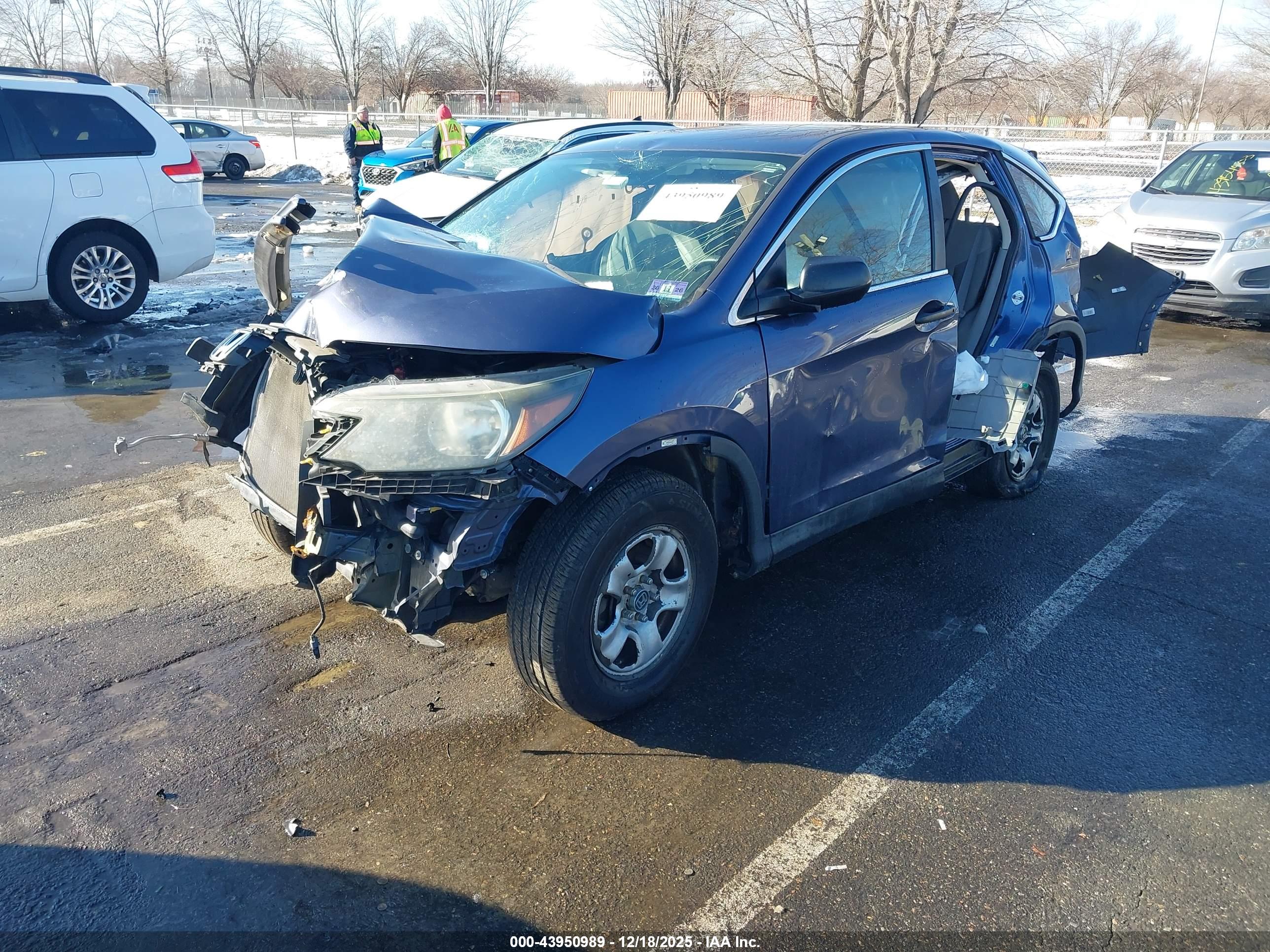 HONDA CR-V image 2
