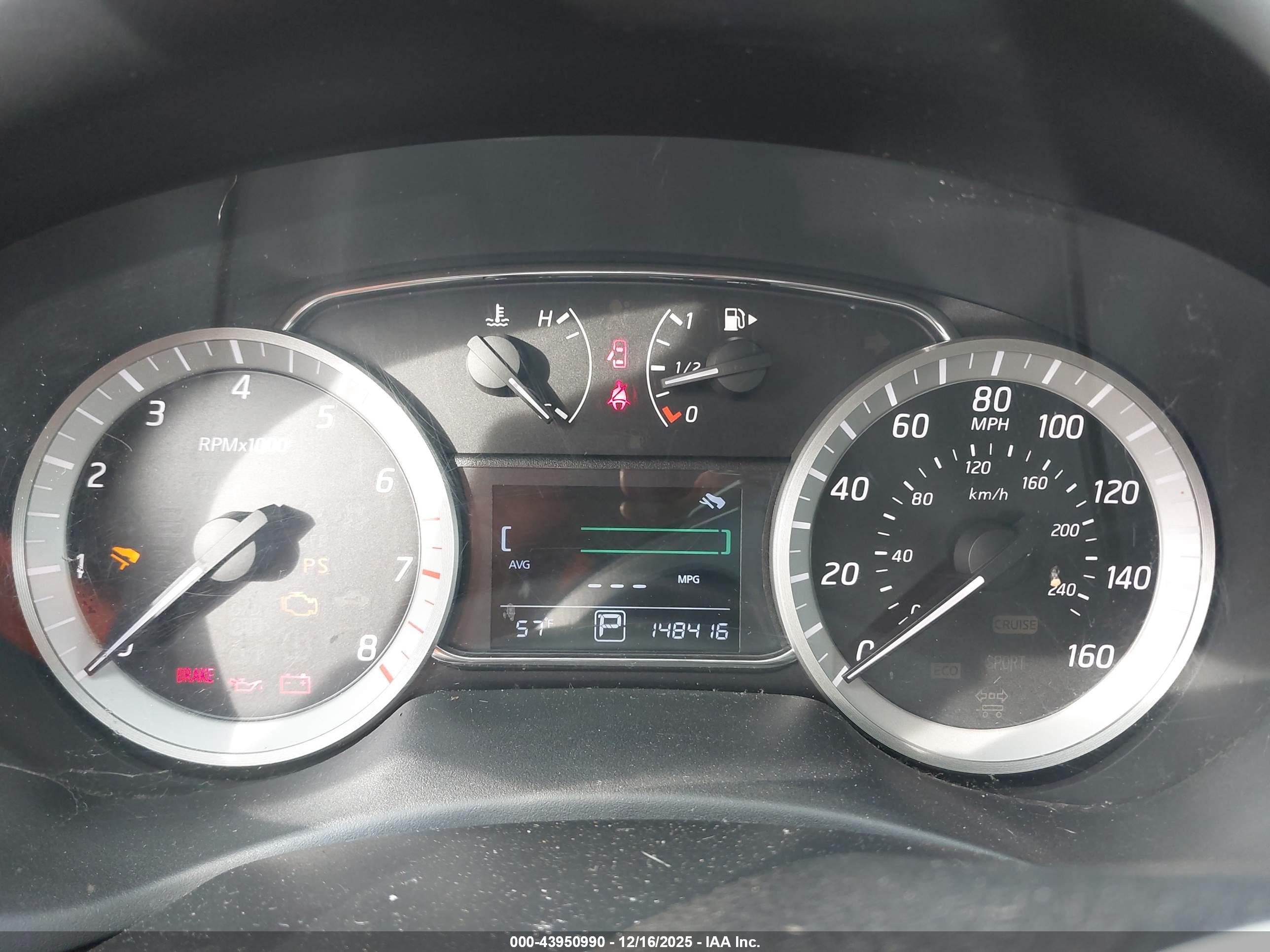 NISSAN SENTRA image 7