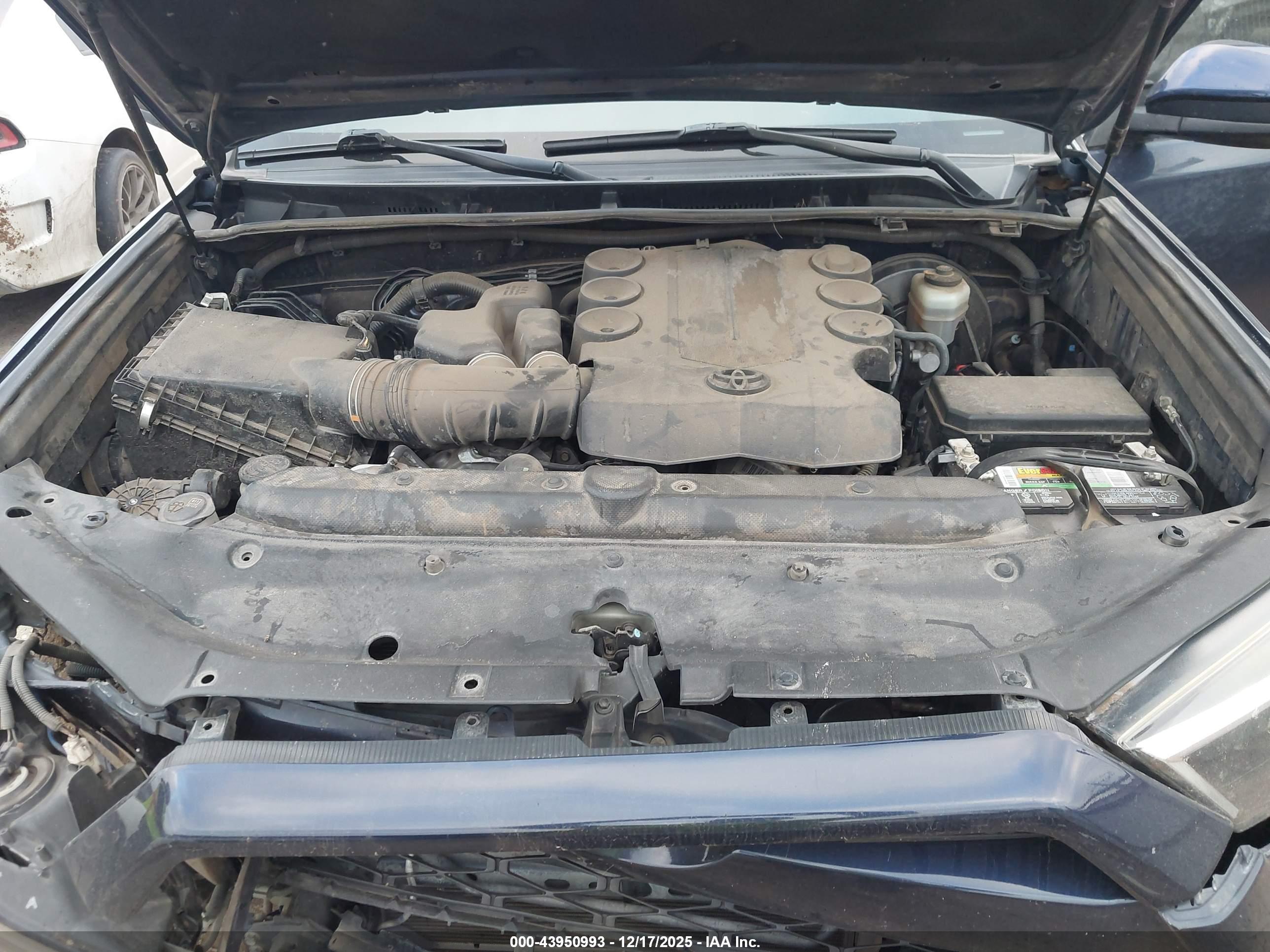 TOYOTA 4RUNNER image 10