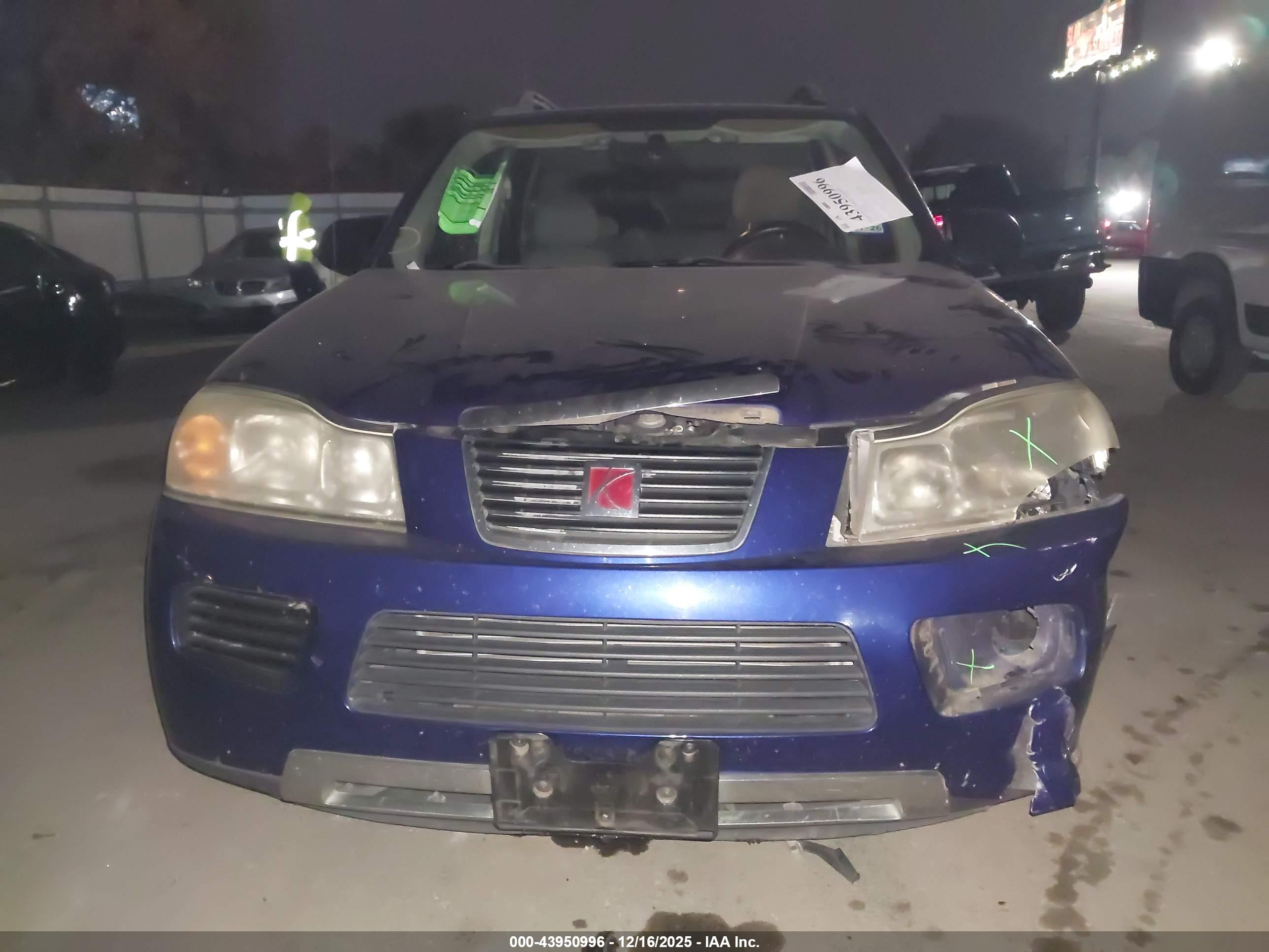 SATURN VUE image 6