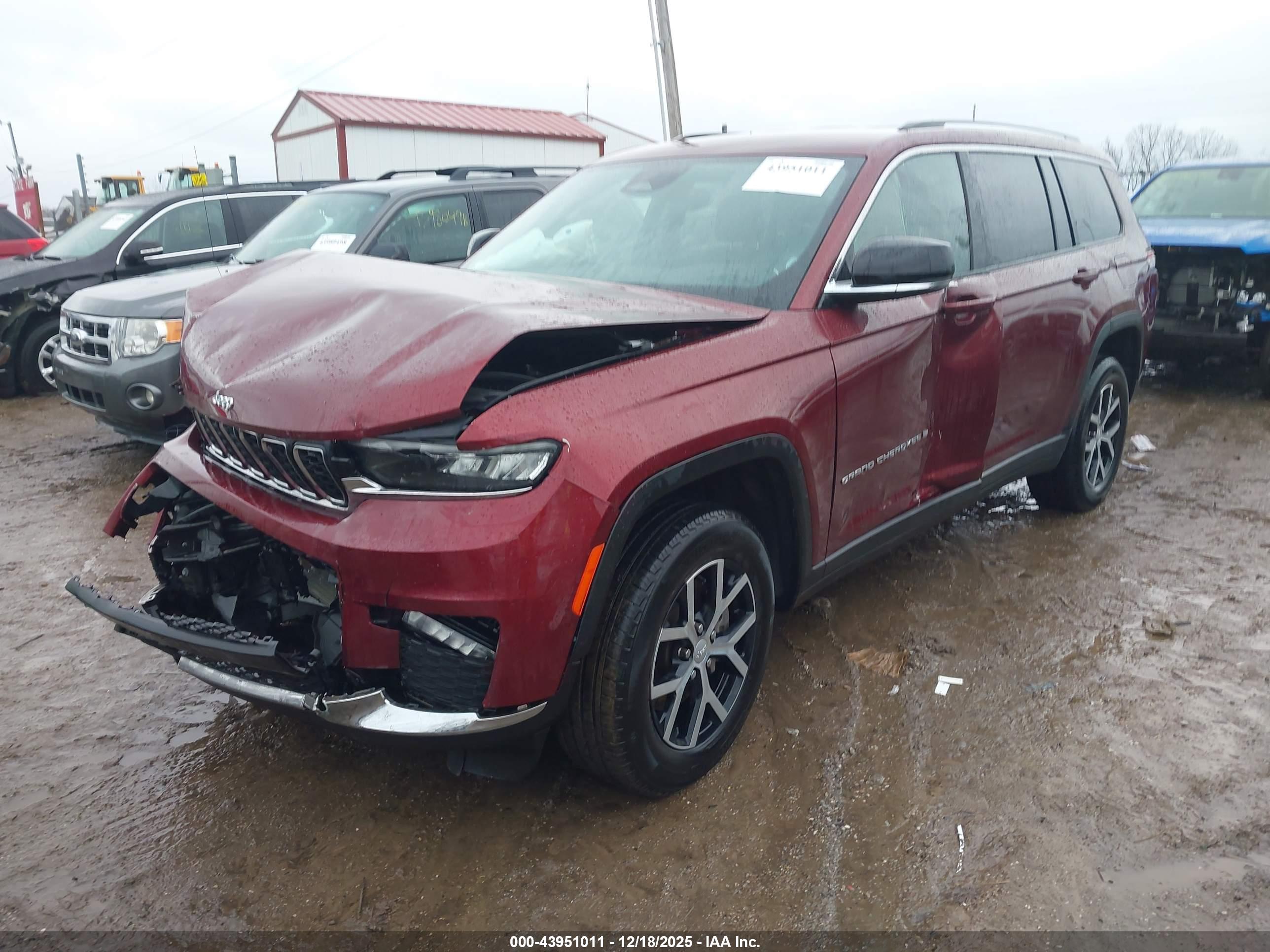 JEEP GRAND image 2