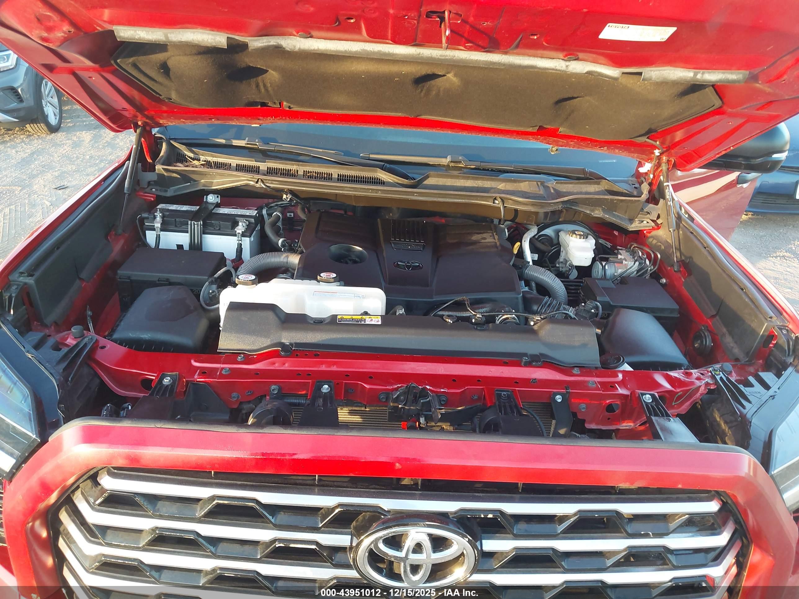 TOYOTA TUNDRA image 10