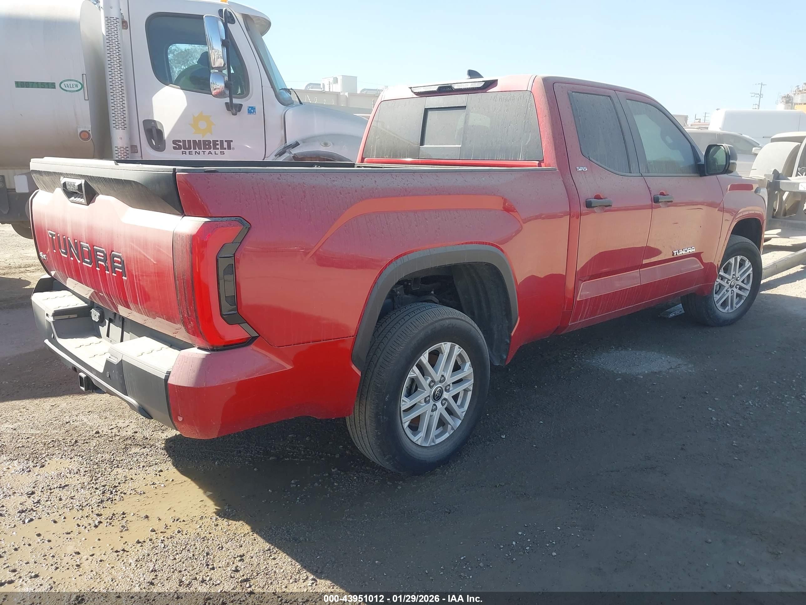 TOYOTA TUNDRA image 4