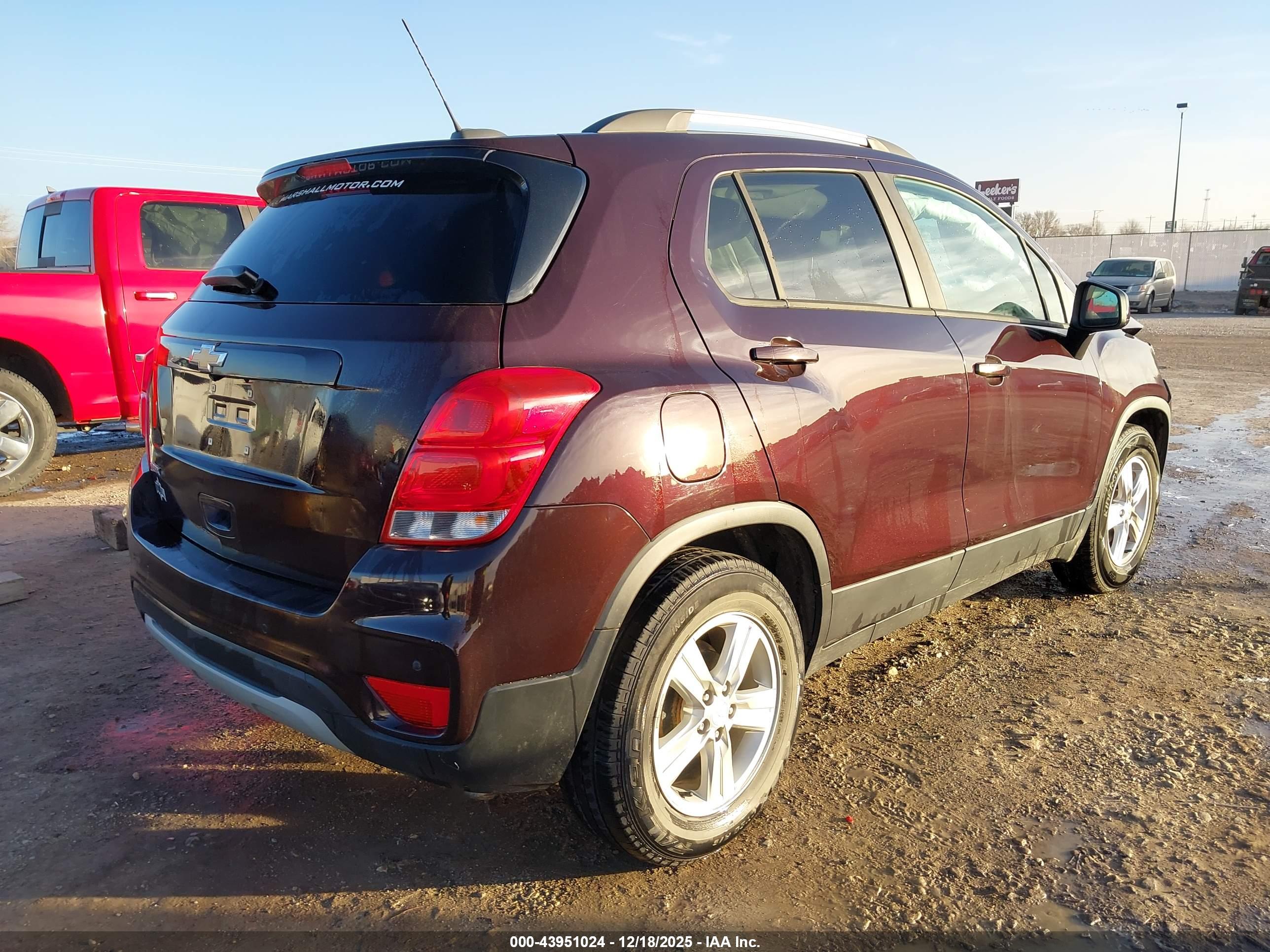 CHEVROLET TRAX image 4