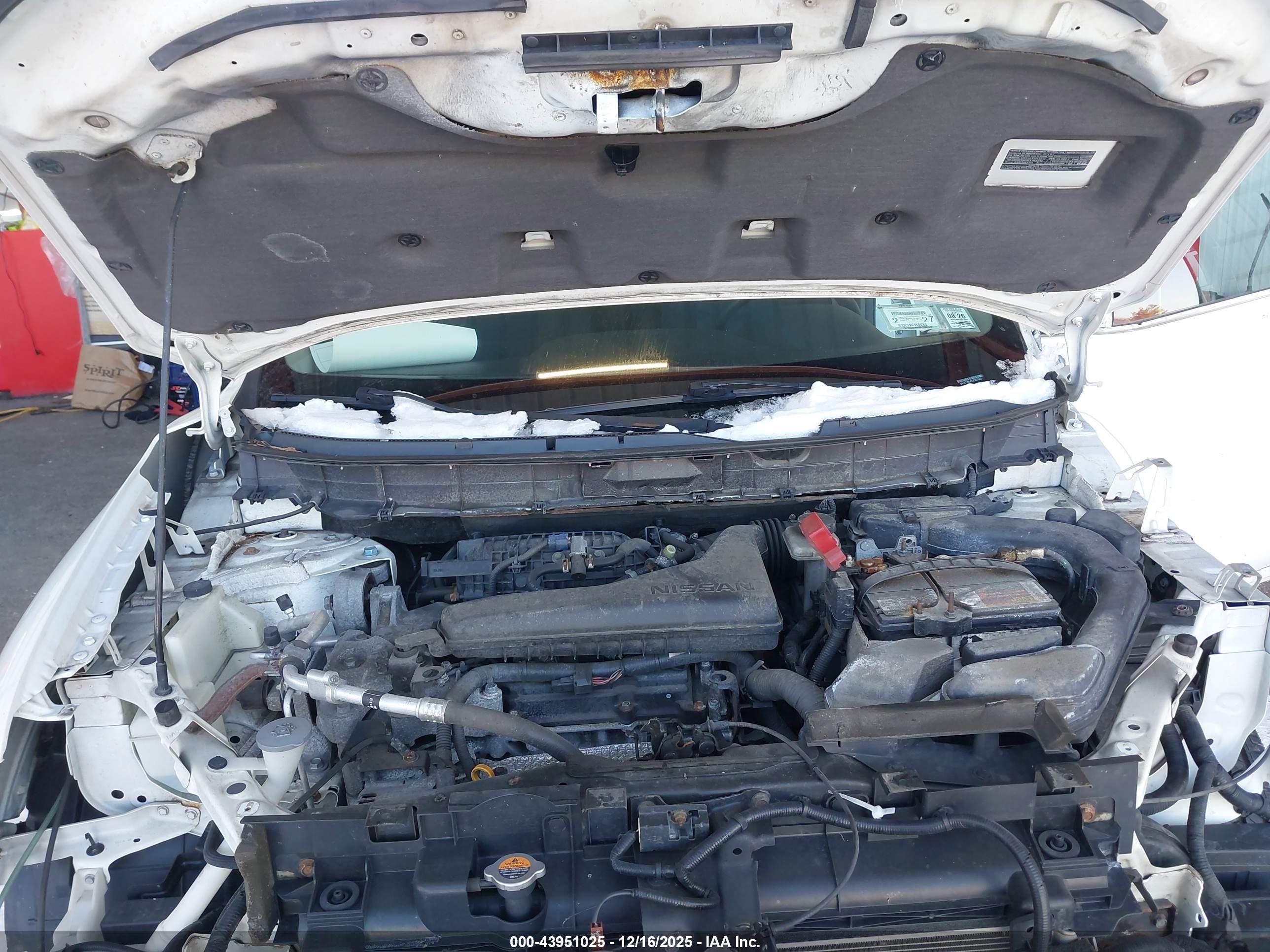 NISSAN ROGUE image 10