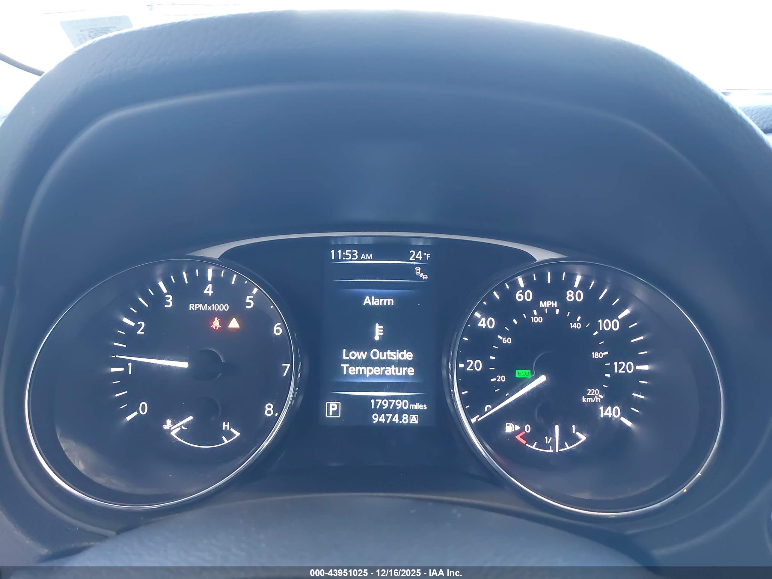 NISSAN ROGUE image 7